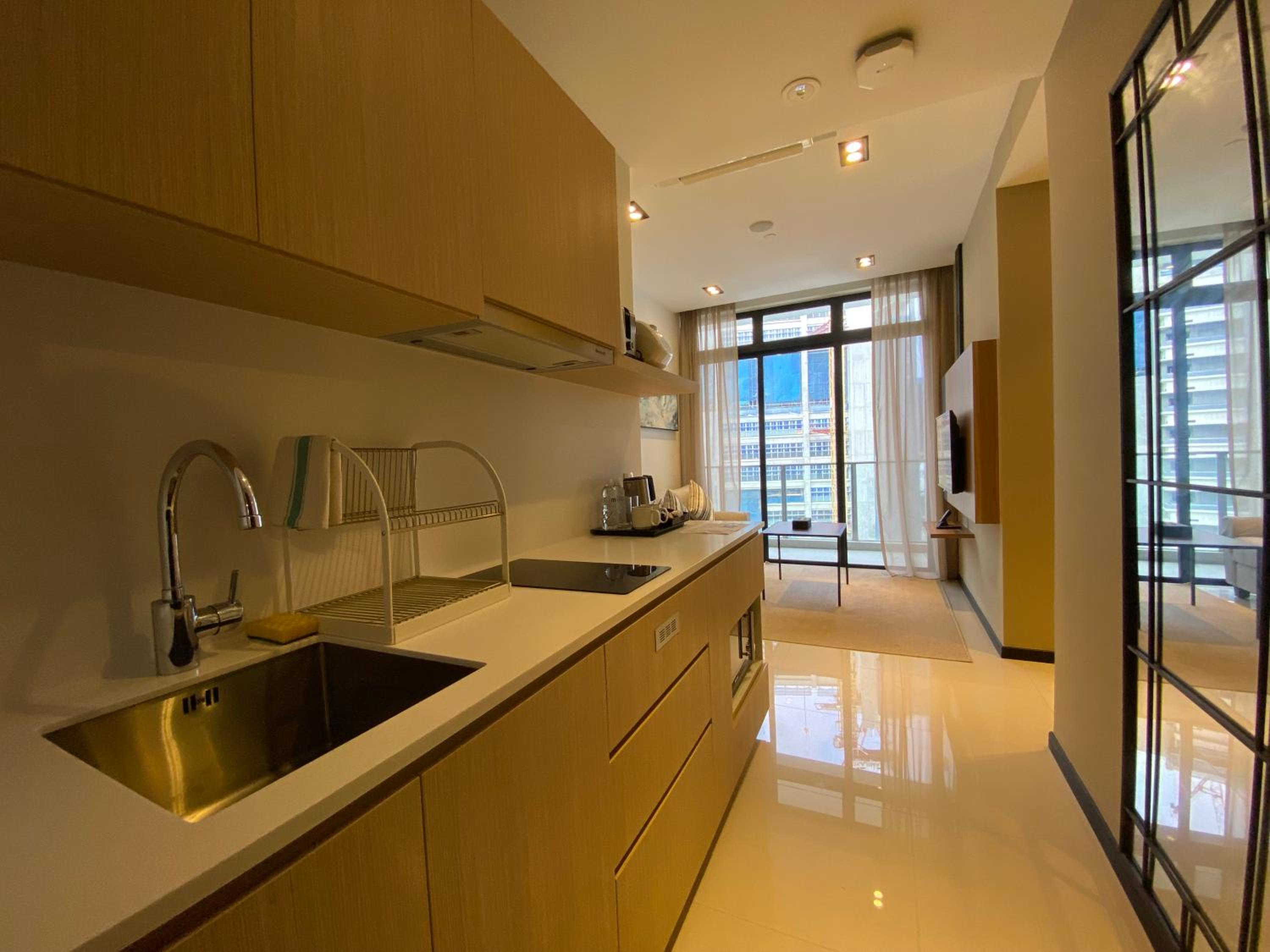 One Bedroom Premier With Balcony photo 3