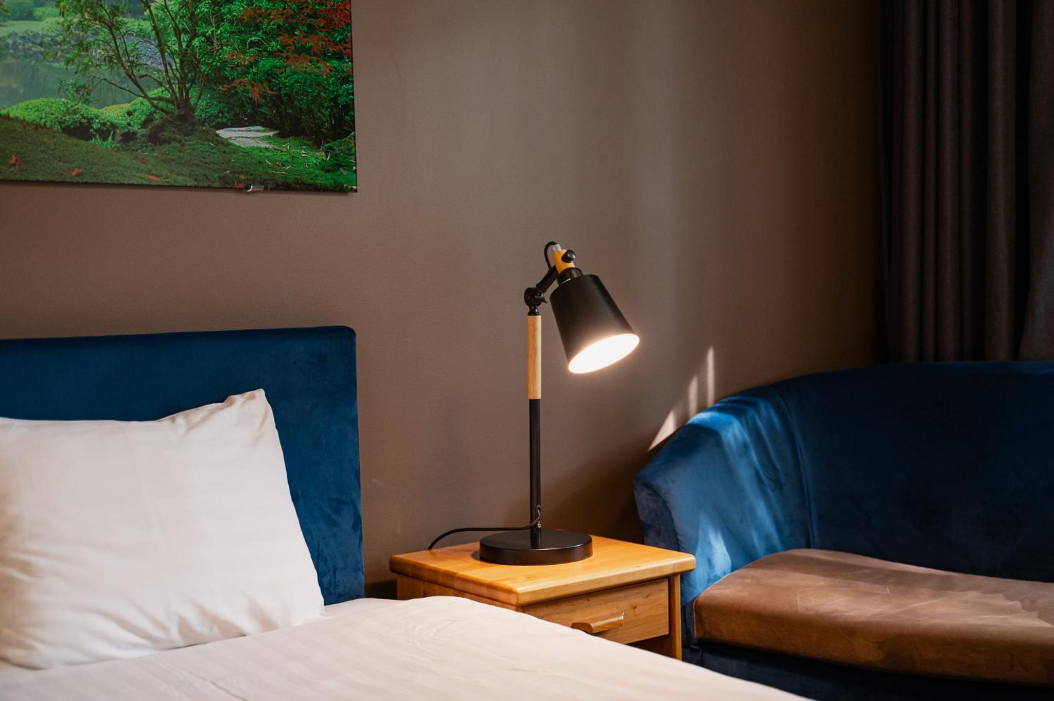 Standard Twin Room - Photo 7