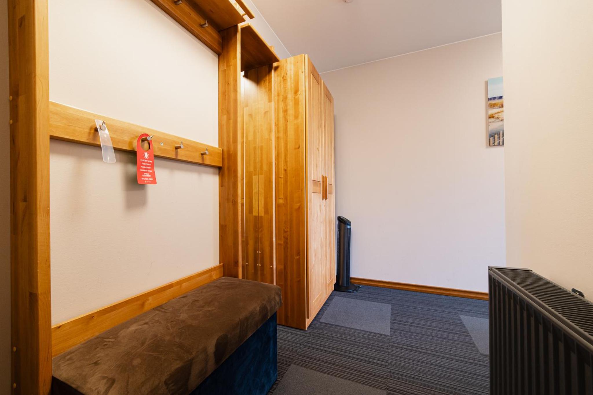 Standard Twin Room - Photo 20