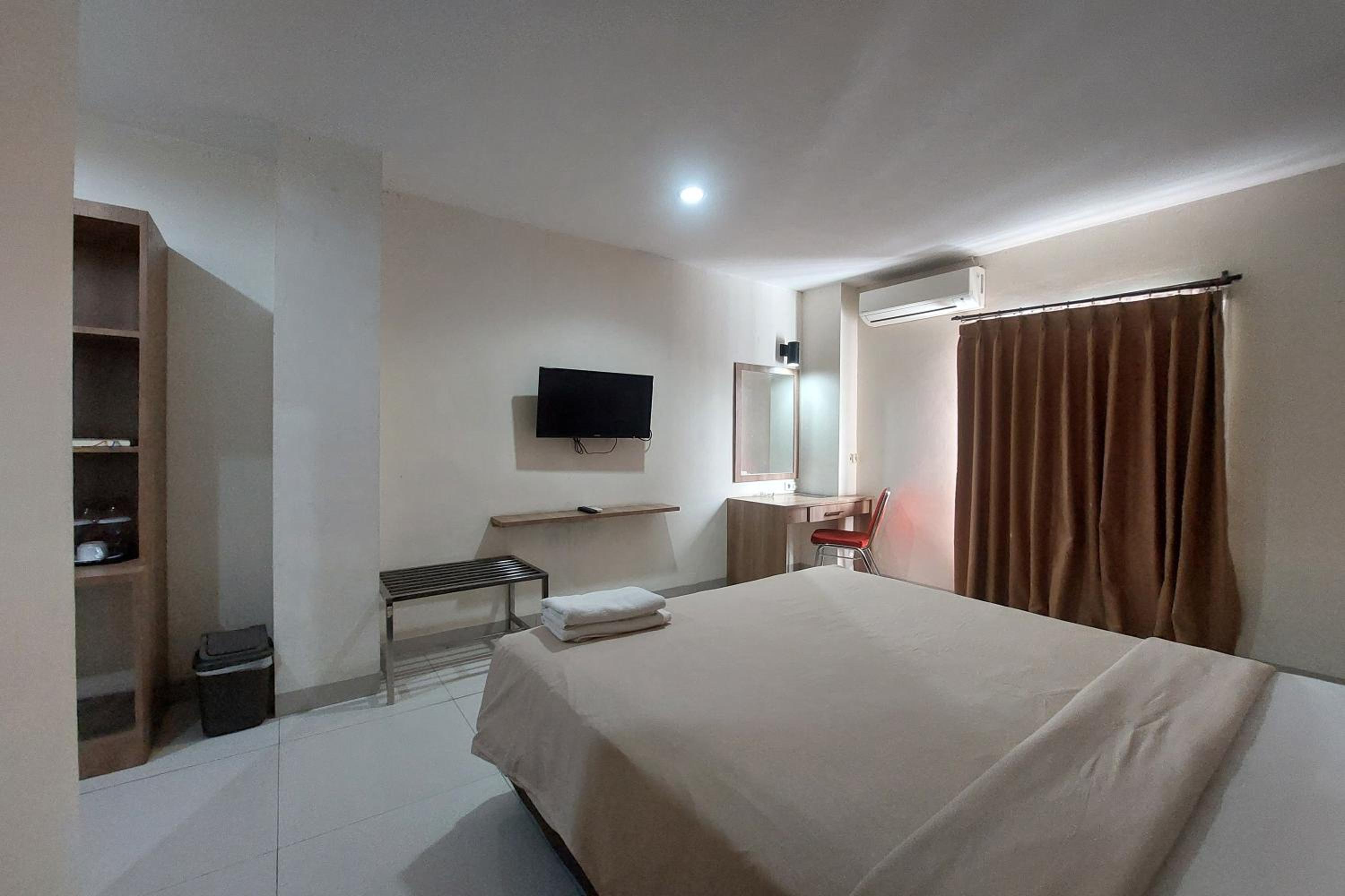 Queen Room - Photo 6