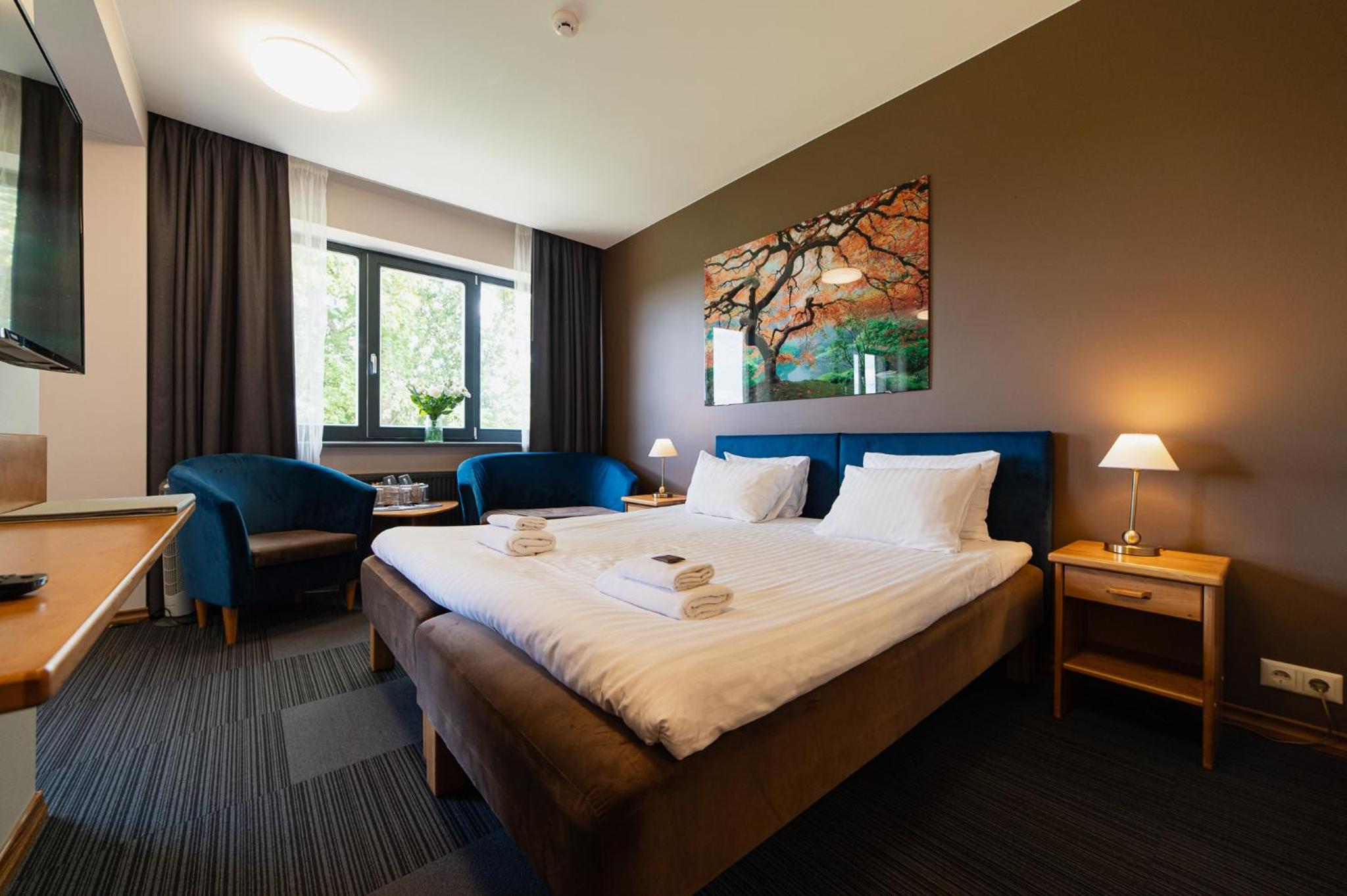Standard Family Room - Photo 1