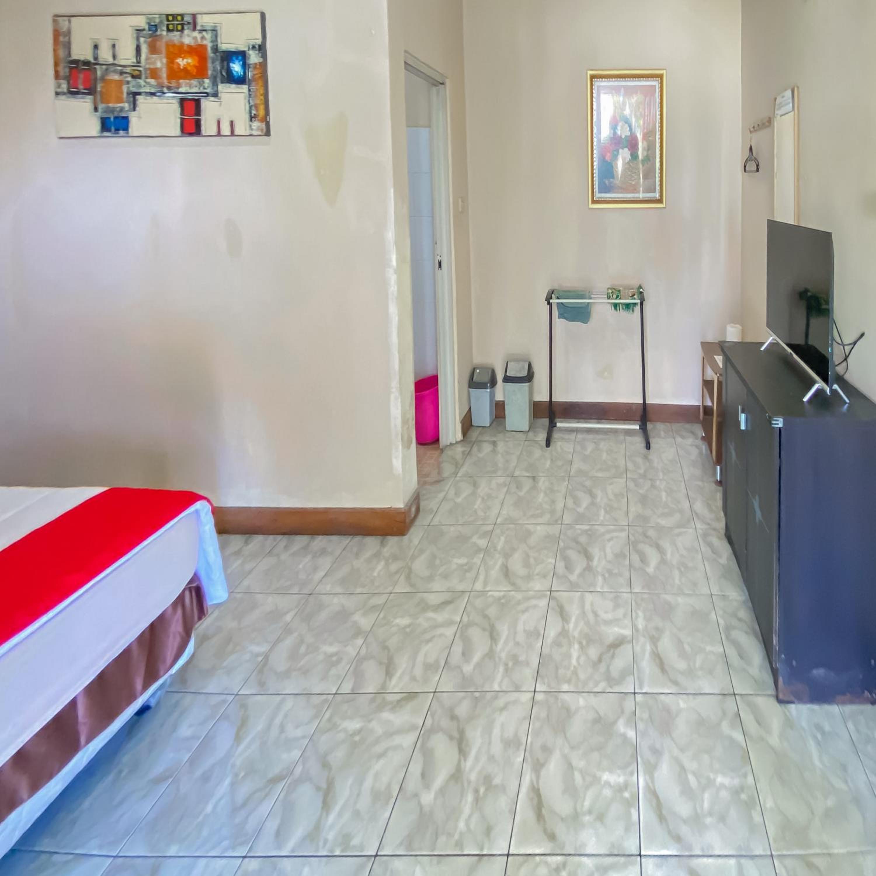Standard Double Room - Photo 3