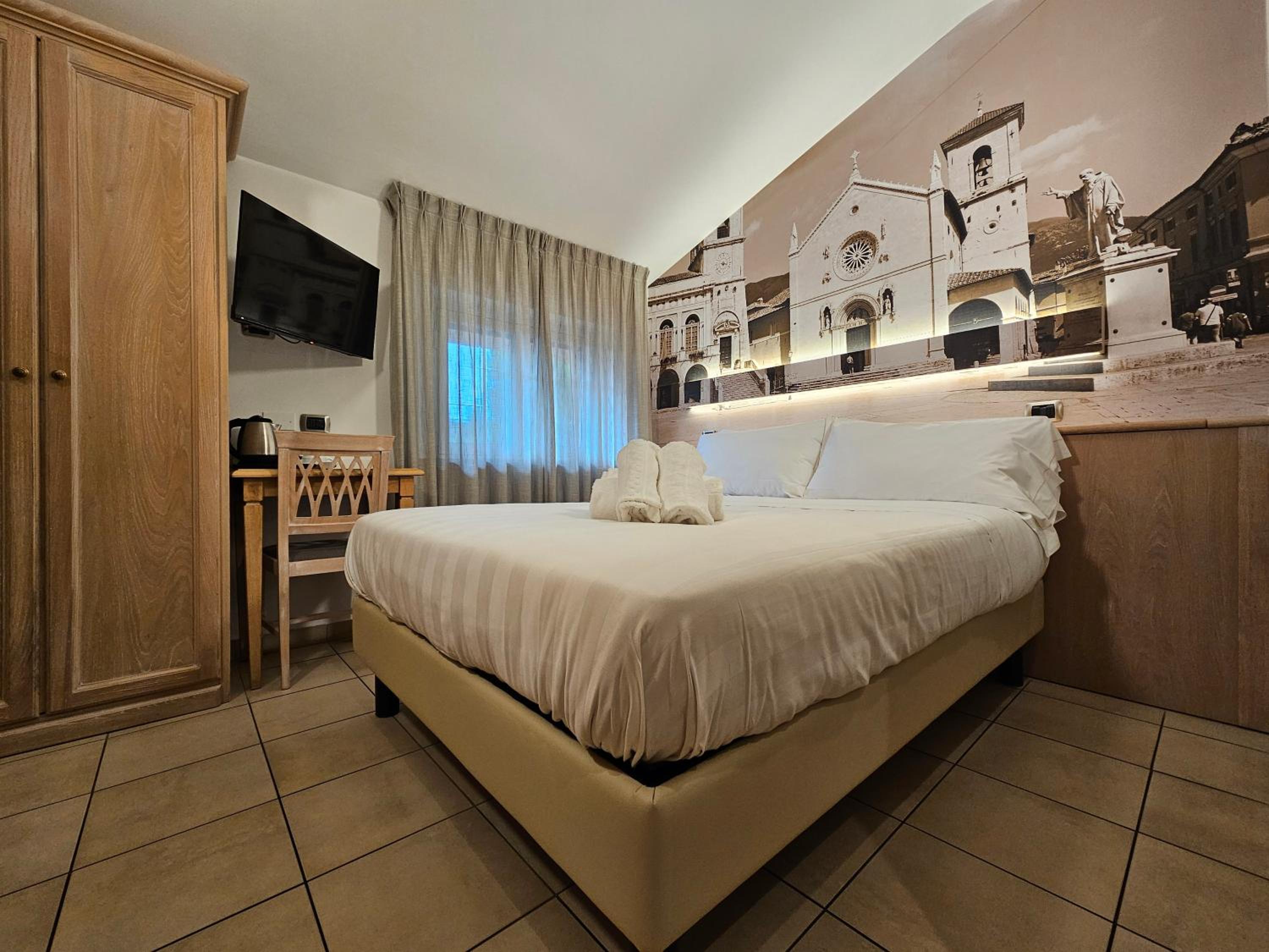 Economy Double Room photo 1