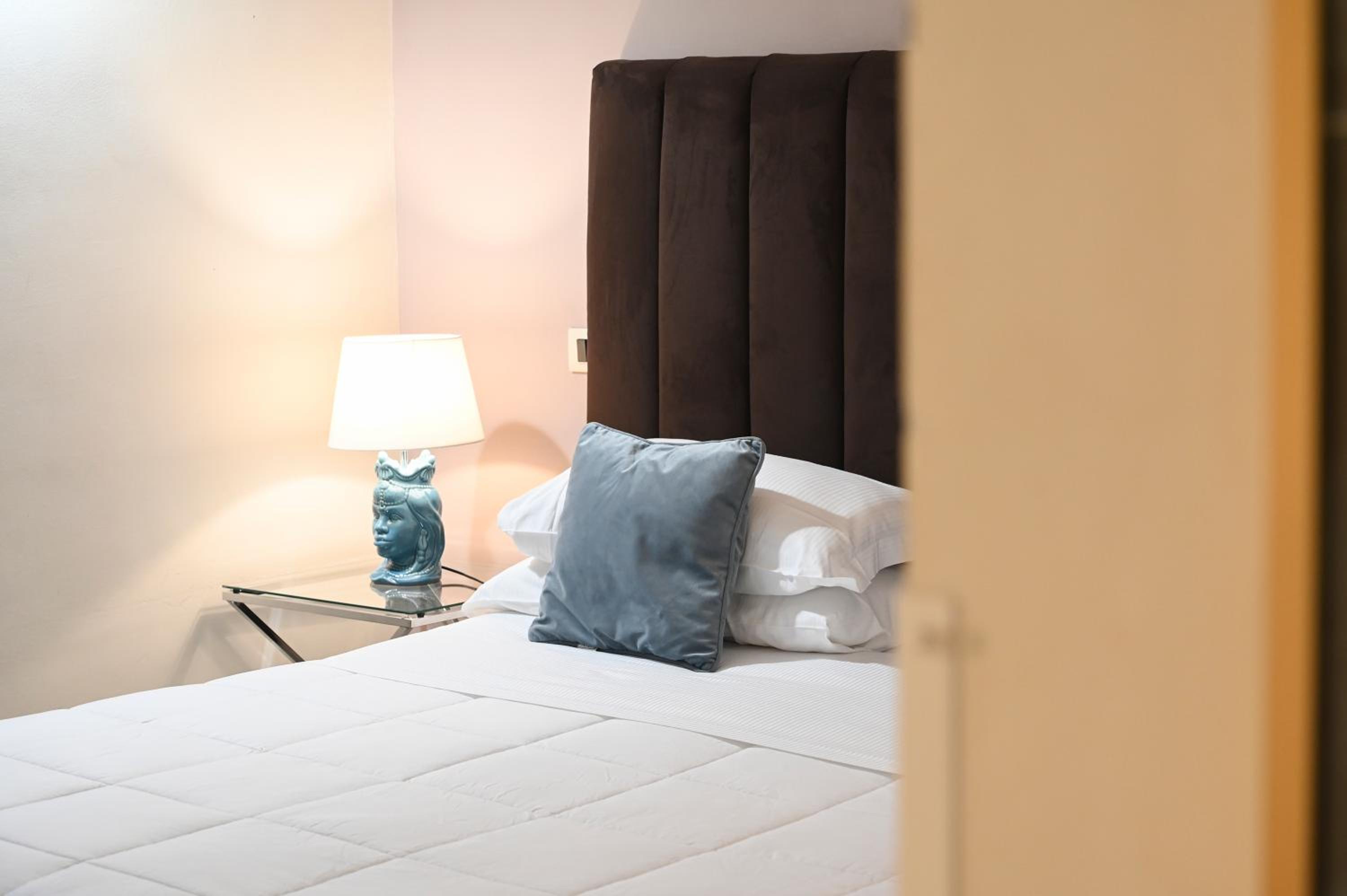 Superior Double or Twin Room - Photo 6