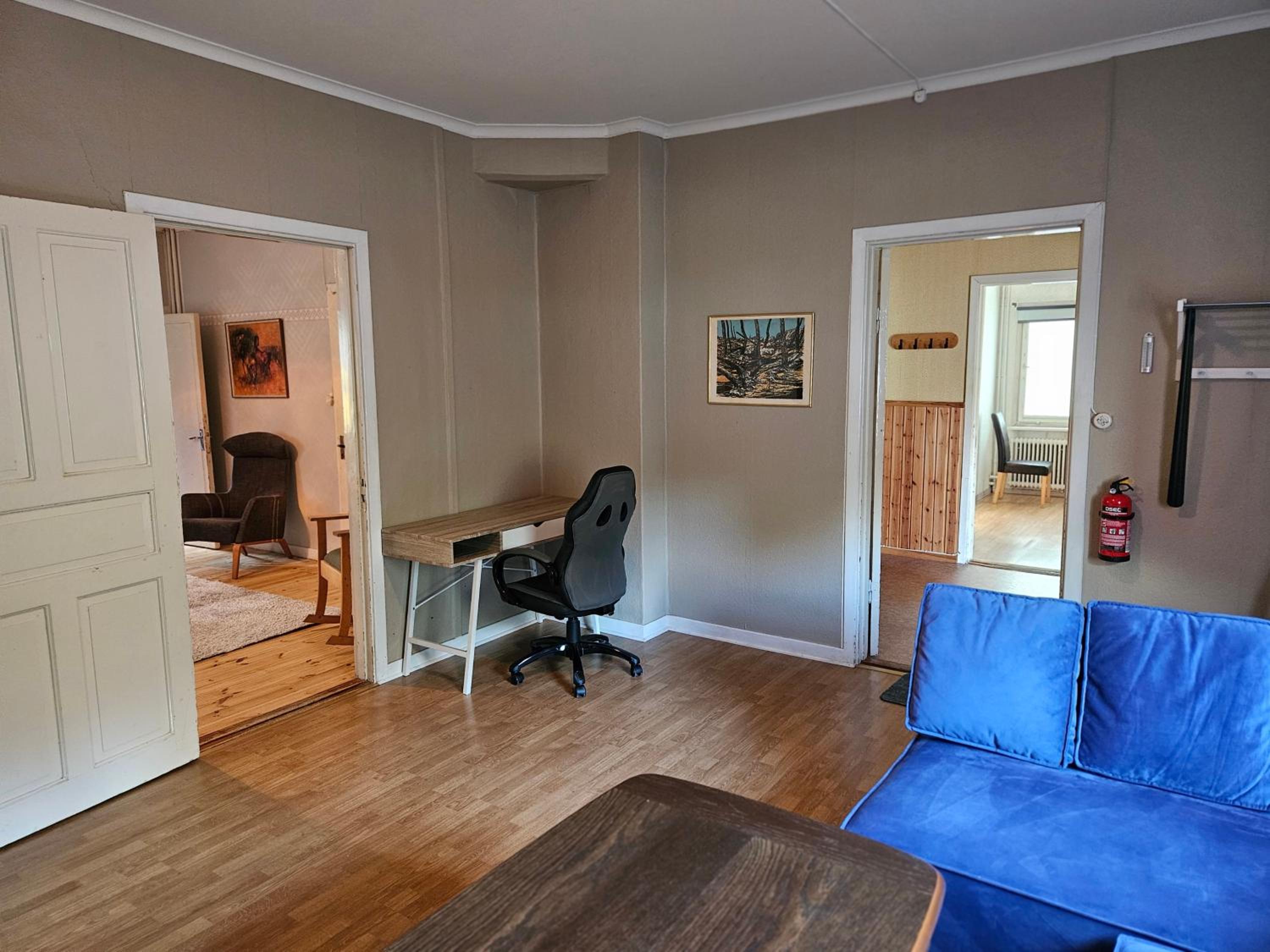 One-Bedroom Apartment photo 1