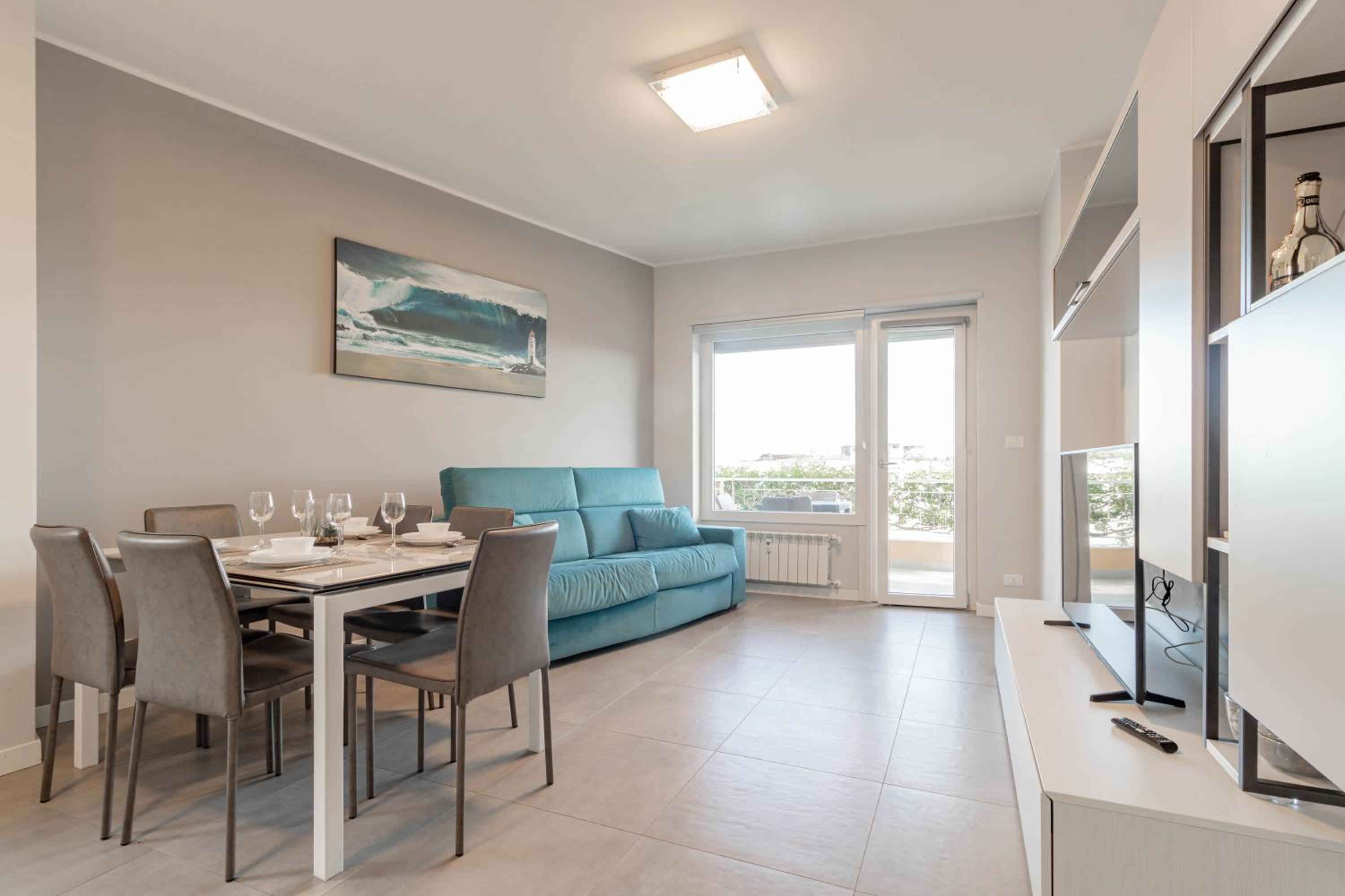 One-Bedroom Apartment With View