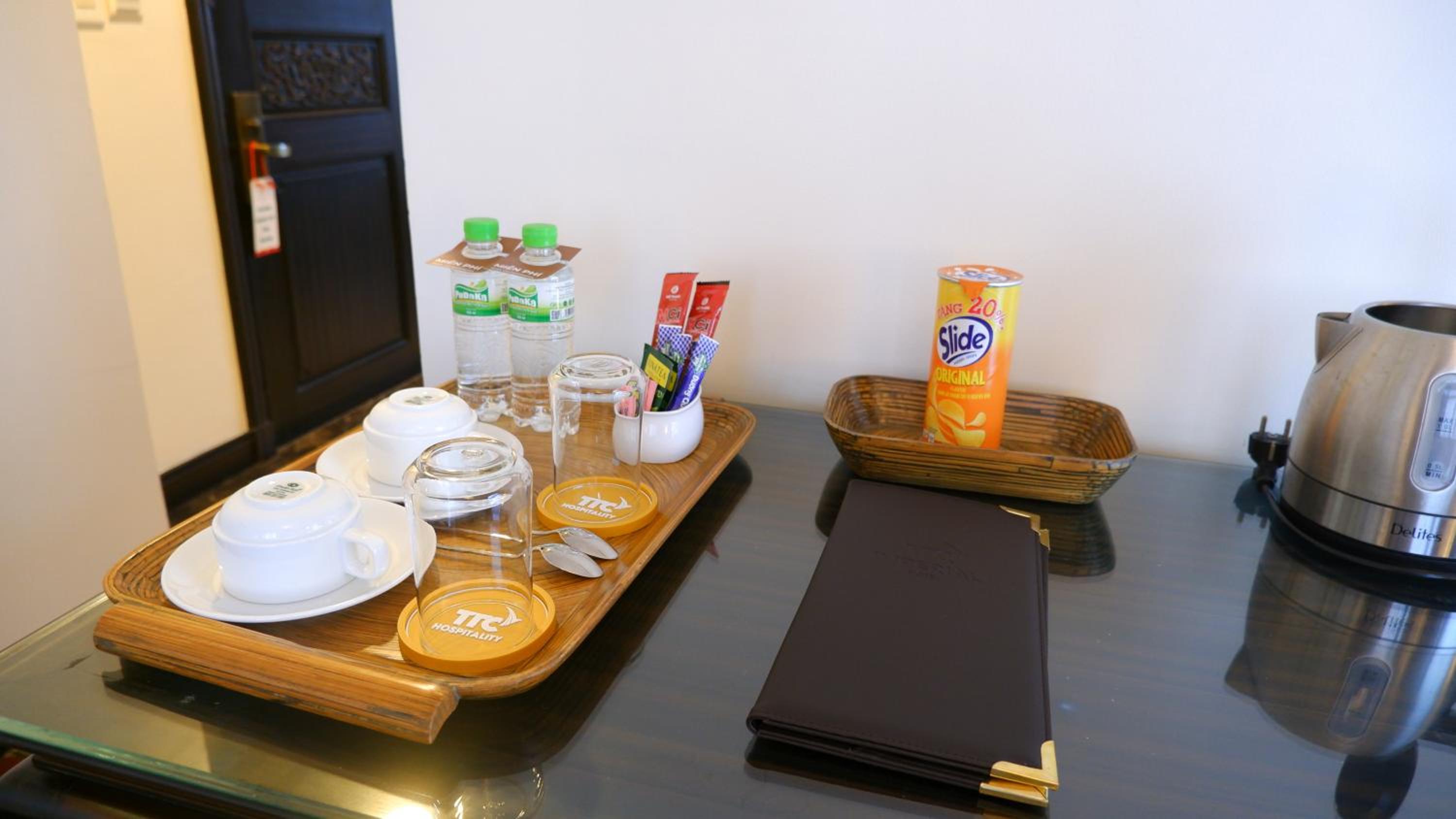 Junior Suite With City View - Photo 4