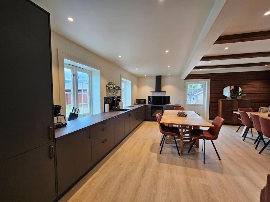 Villa photo 3