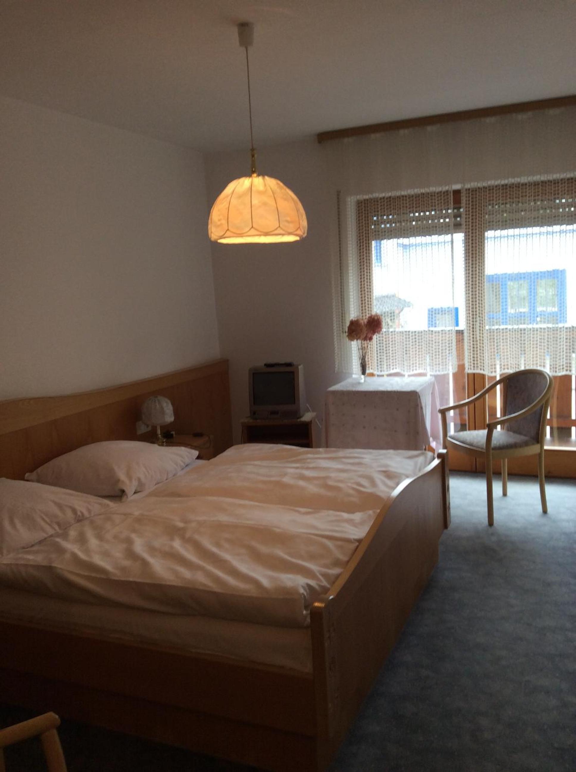 Double Room with Balcony - Photo 4
