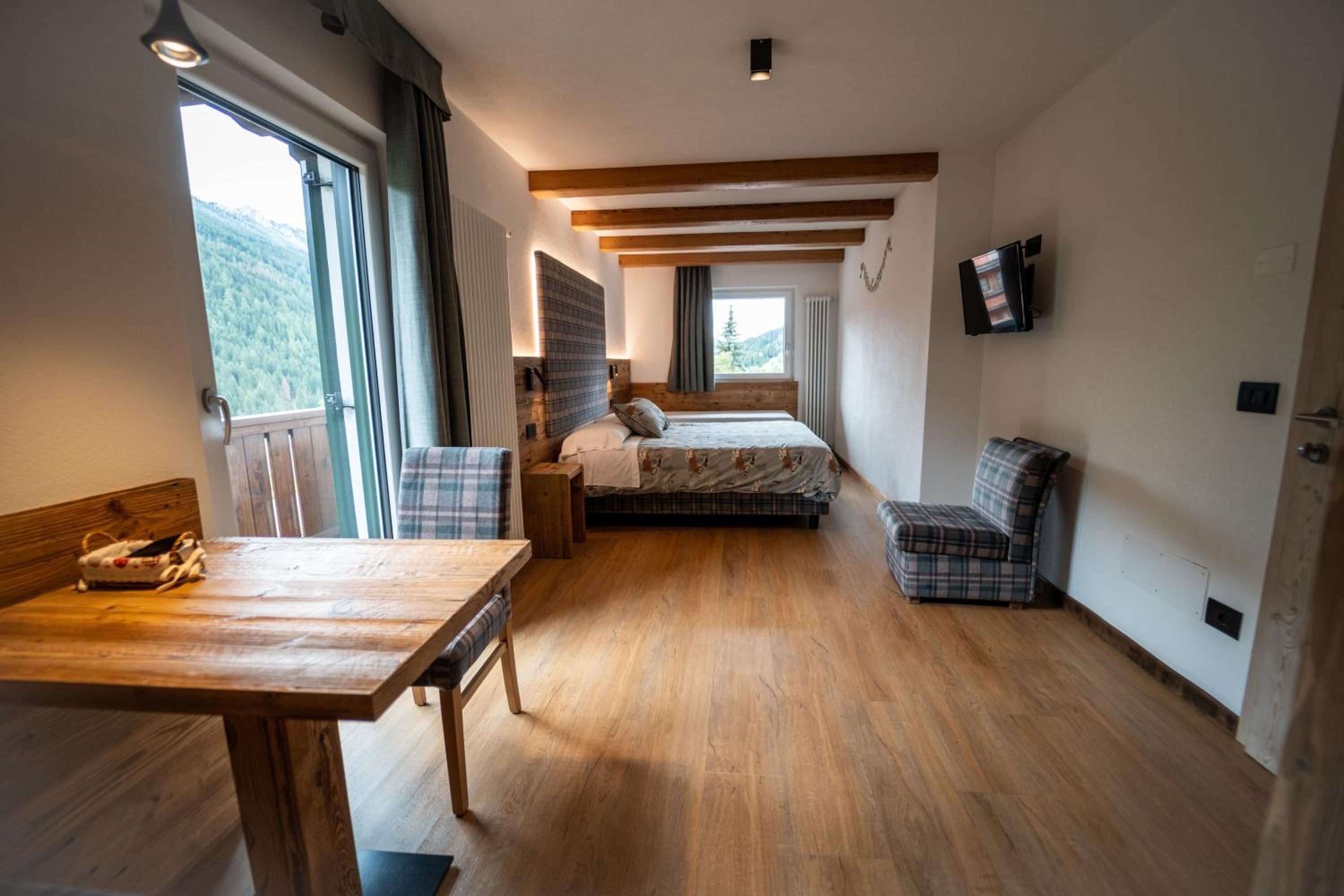 Double or Twin Room photo 2