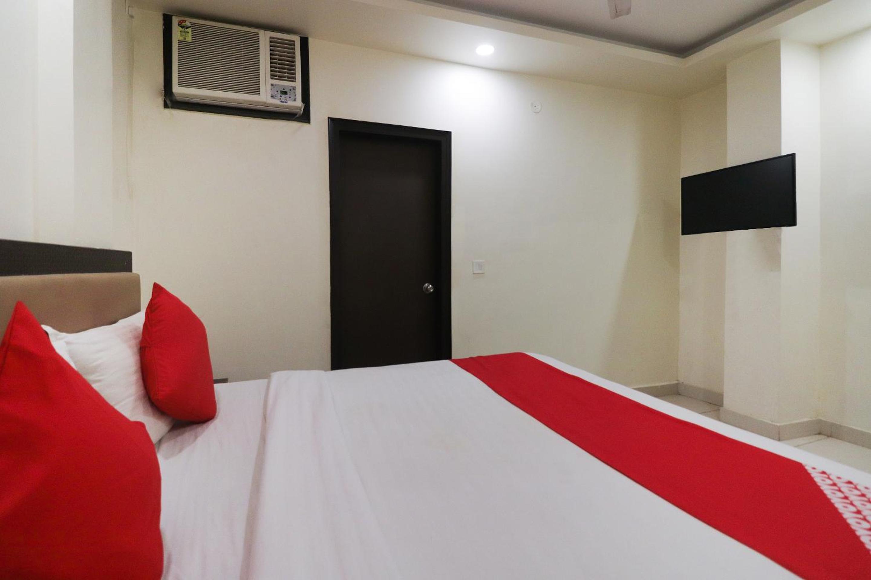 Classic Triple Room photo 1