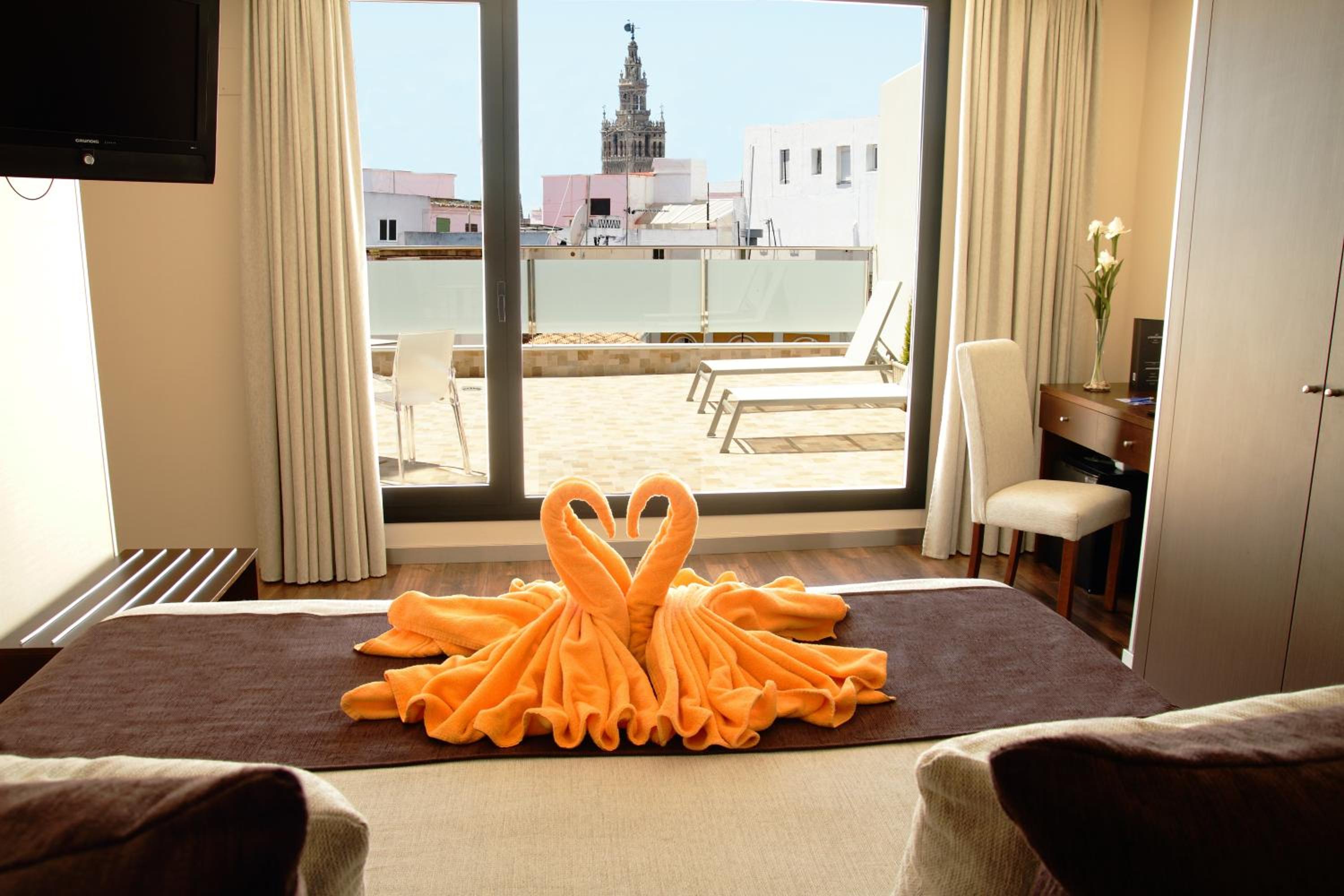 Premium Double with Terrace & Whirlpool - Photo 8