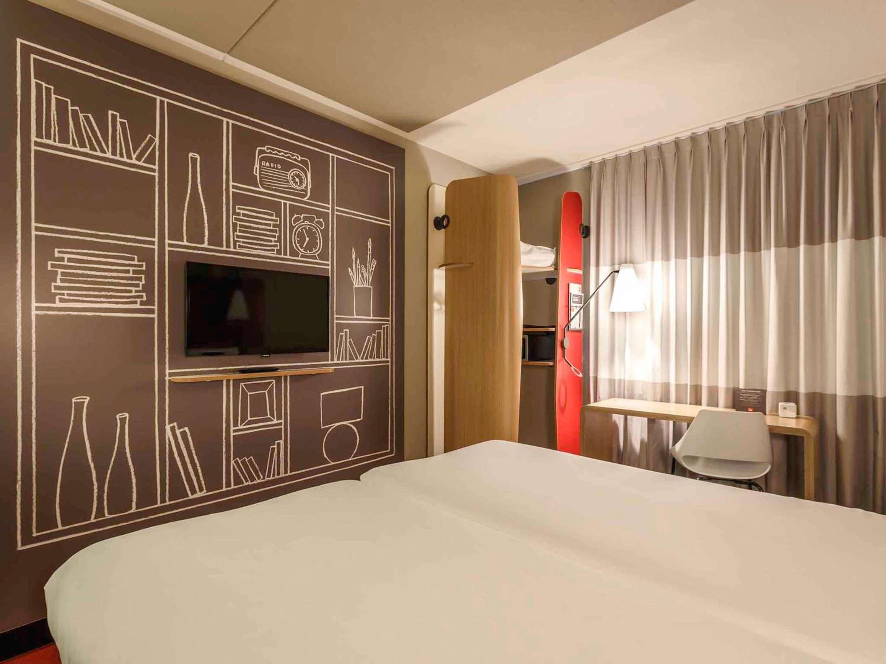 Standard Room With Three Single Beds photo 1