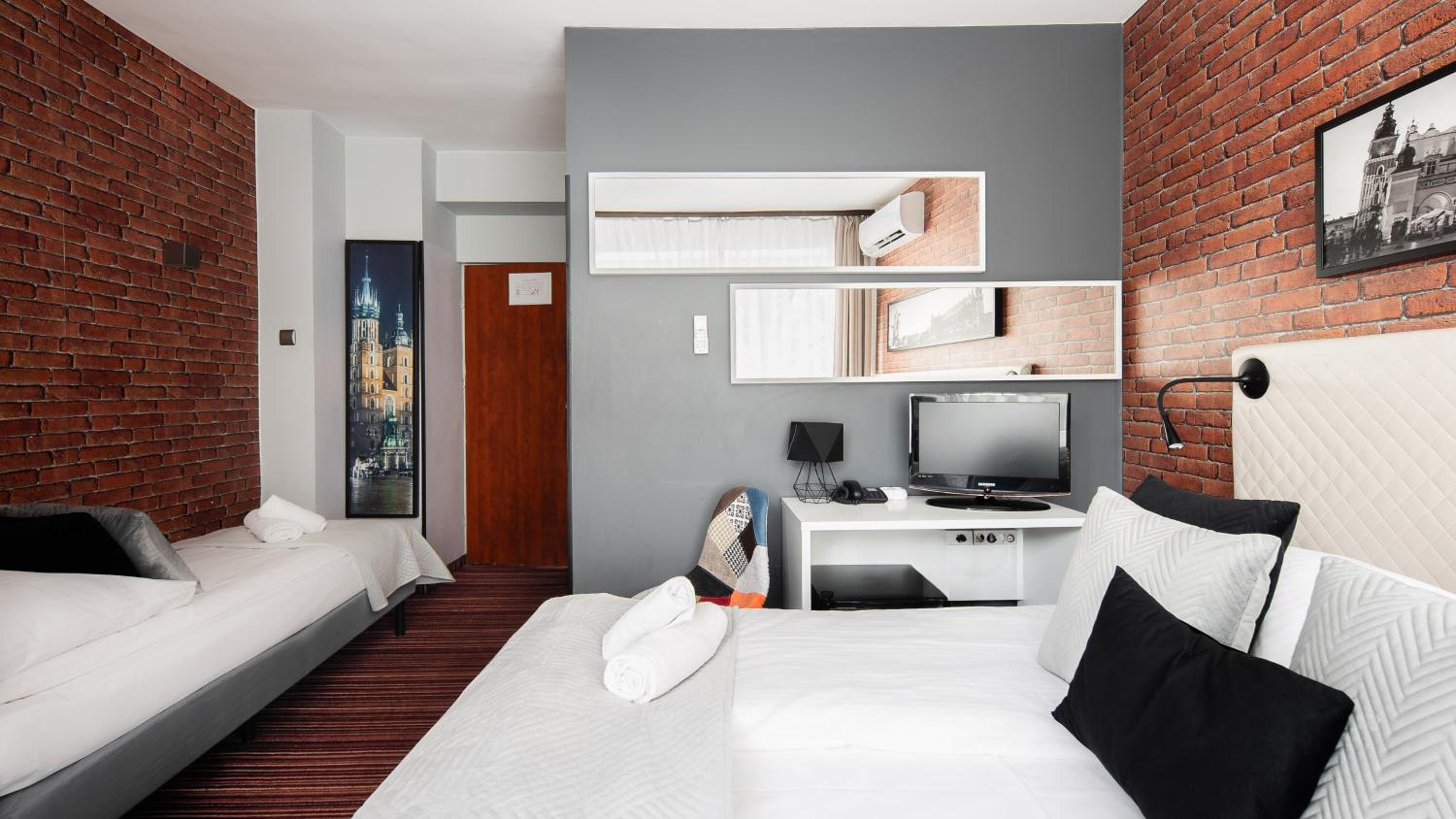 Comfort Room - Photo 10