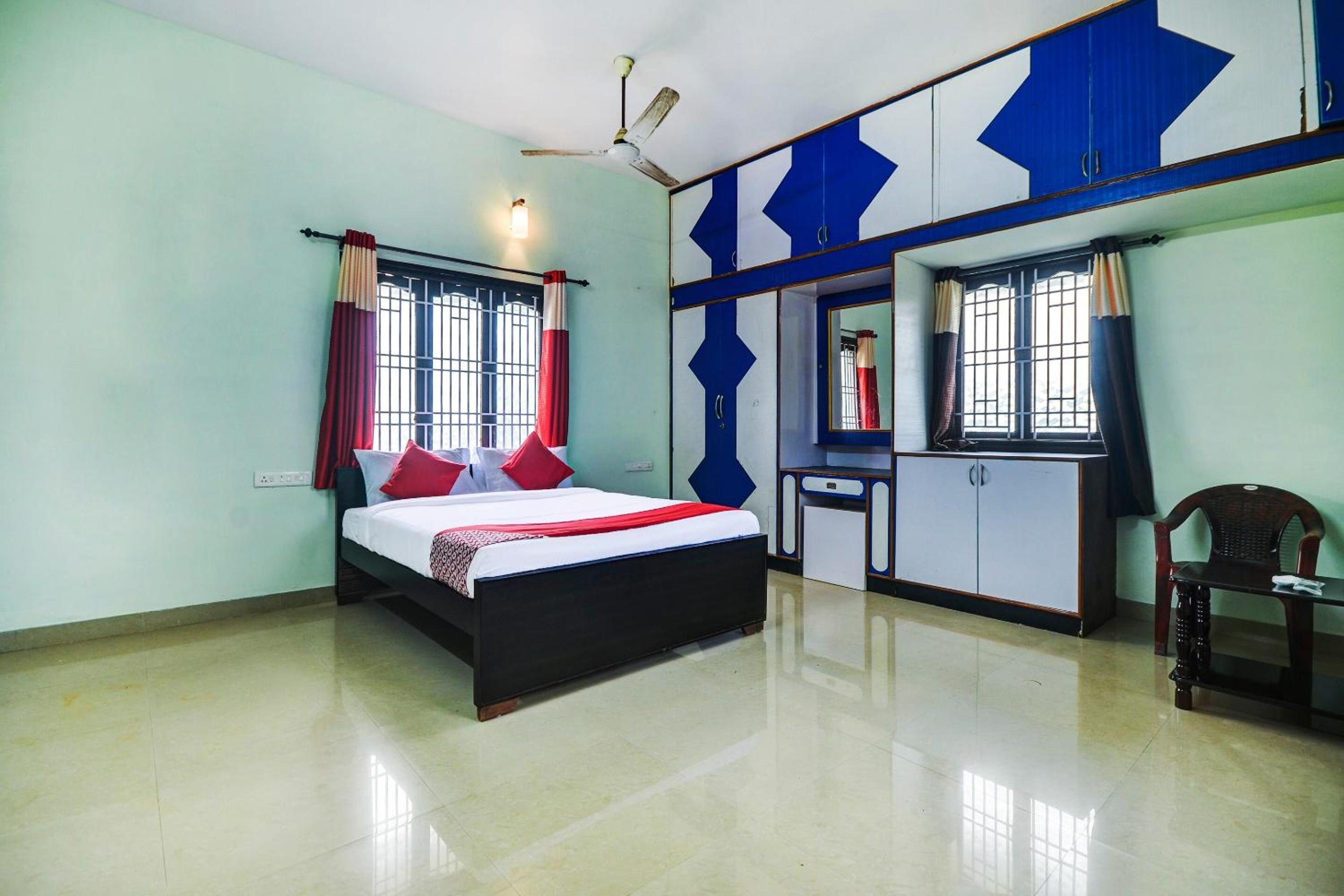 Comfort Triple Room with Shower