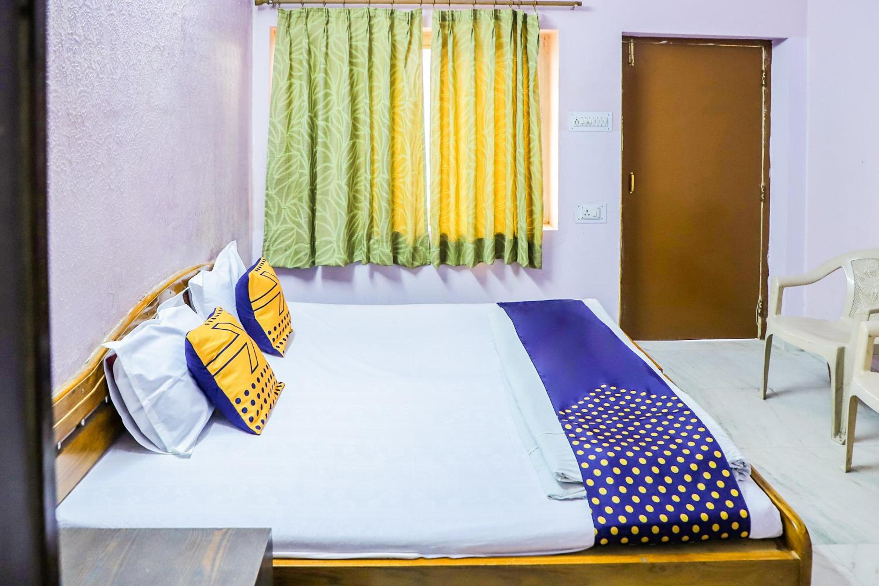 Triple Room With Bathroom photo 1