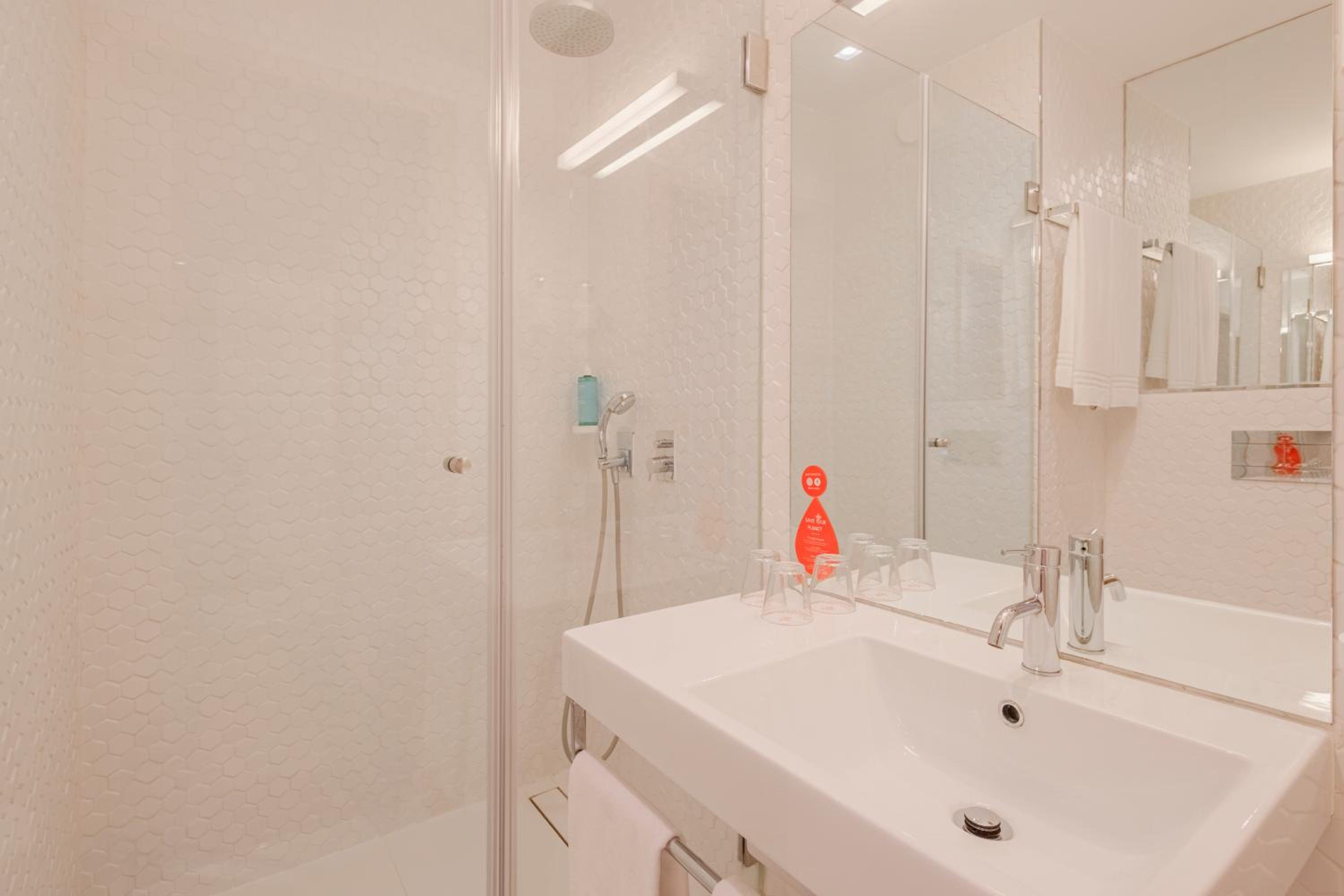 Superior Triple Room - Photo 4