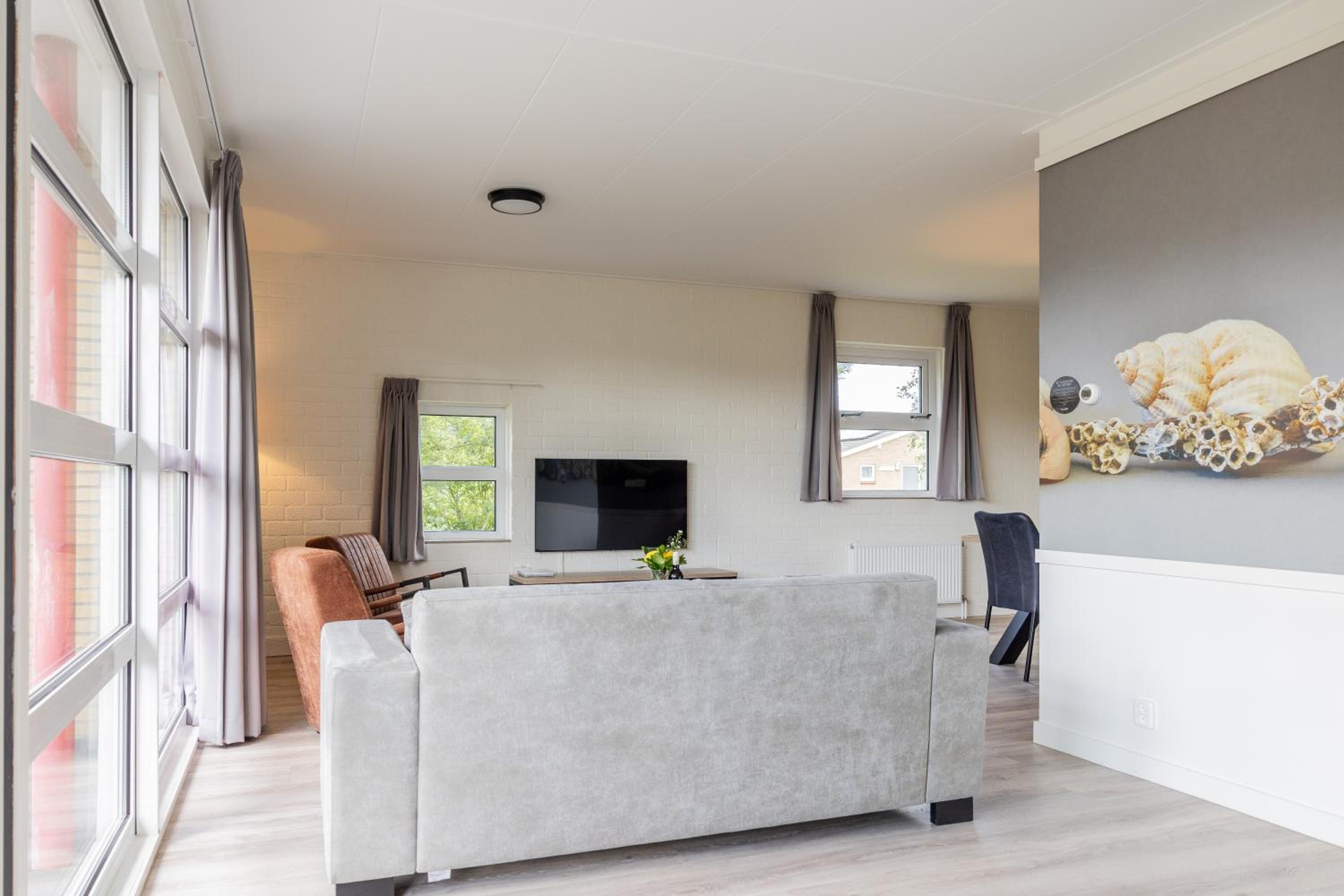 Riant Eco Bungalow met 2 slaapkamers photo 3