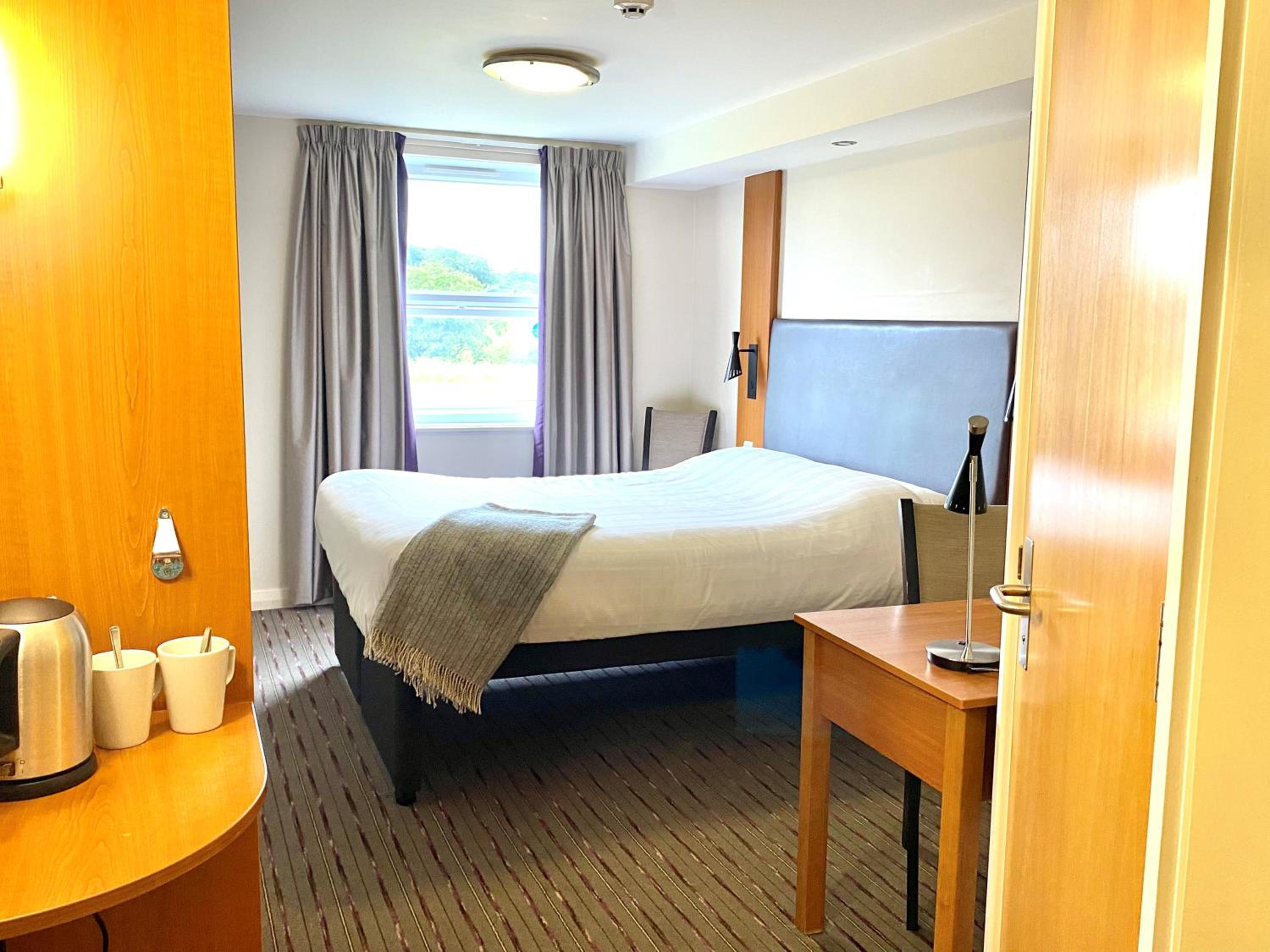 Standard Double Room photo 3