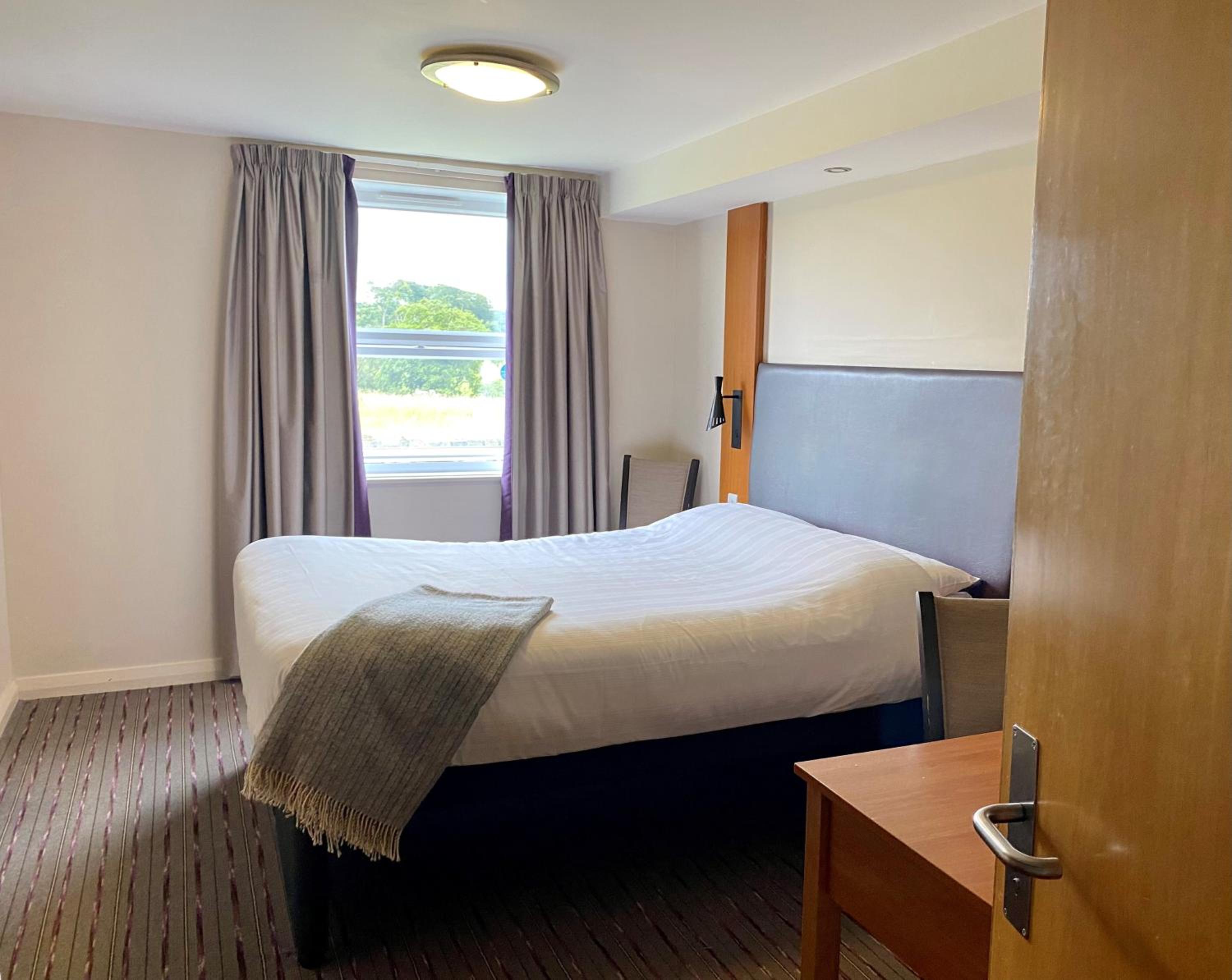 Standard Double Room photo 2