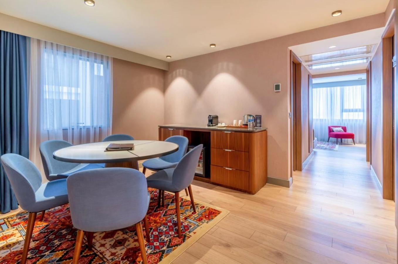 King Suite with Sea View - Photo 2