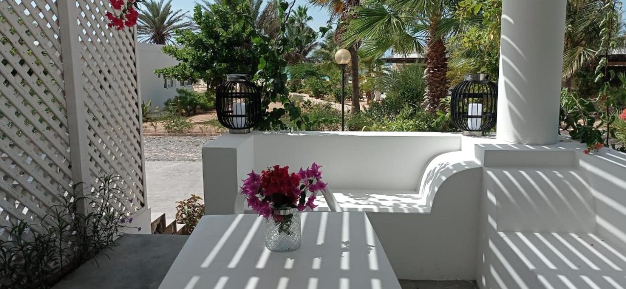 Bungalow - Beach Front photo 3