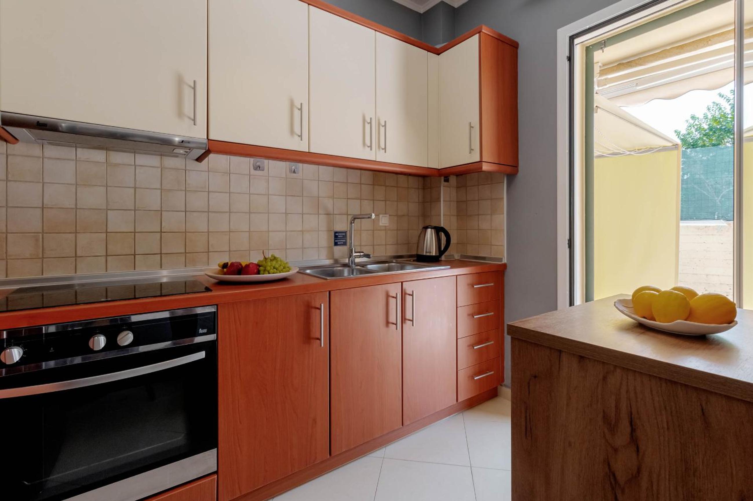 One-Bedroom Apartment - Photo 9