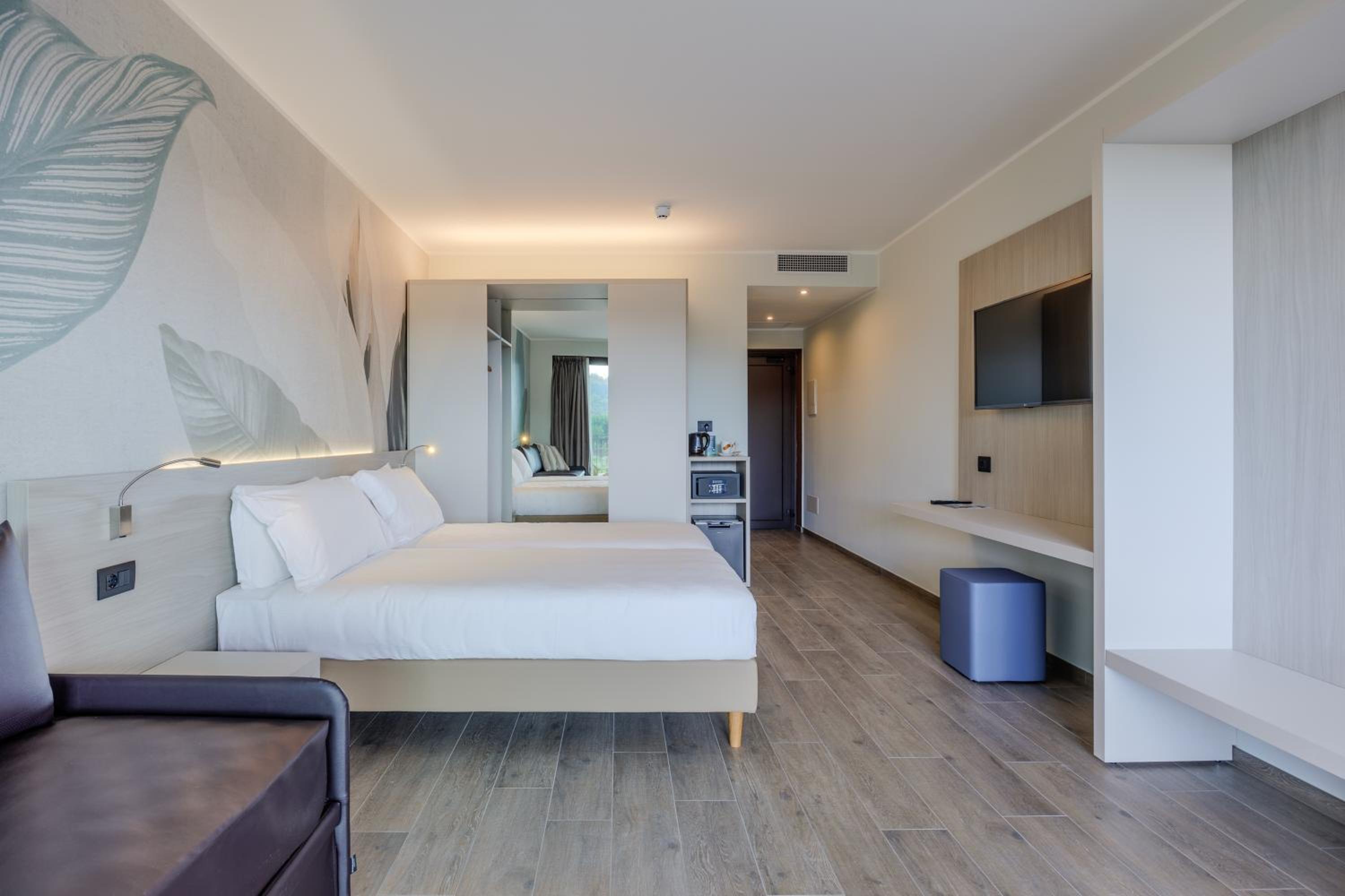 Junior Suite with Terrace photo 3