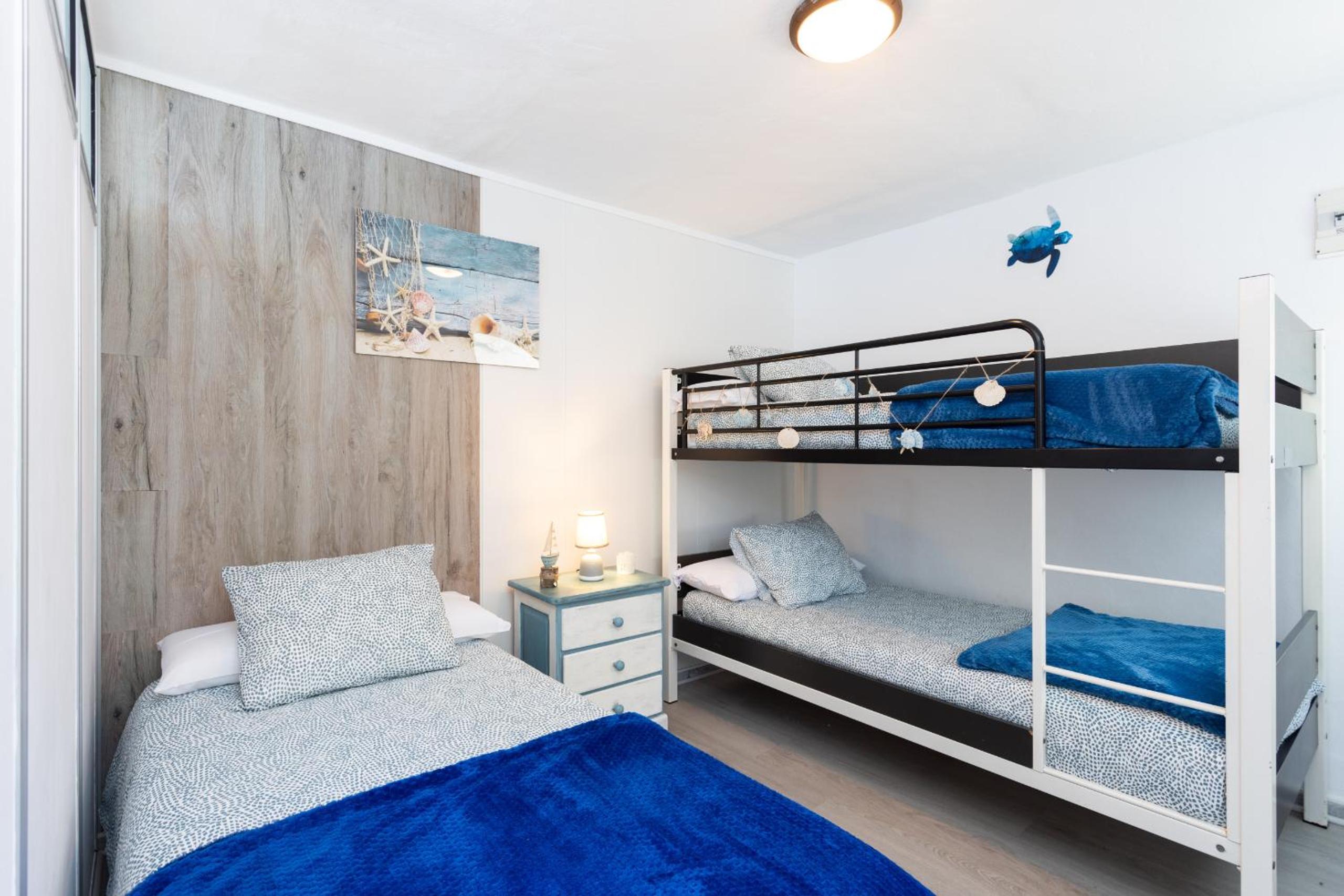 Two-Bedroom House photo 2