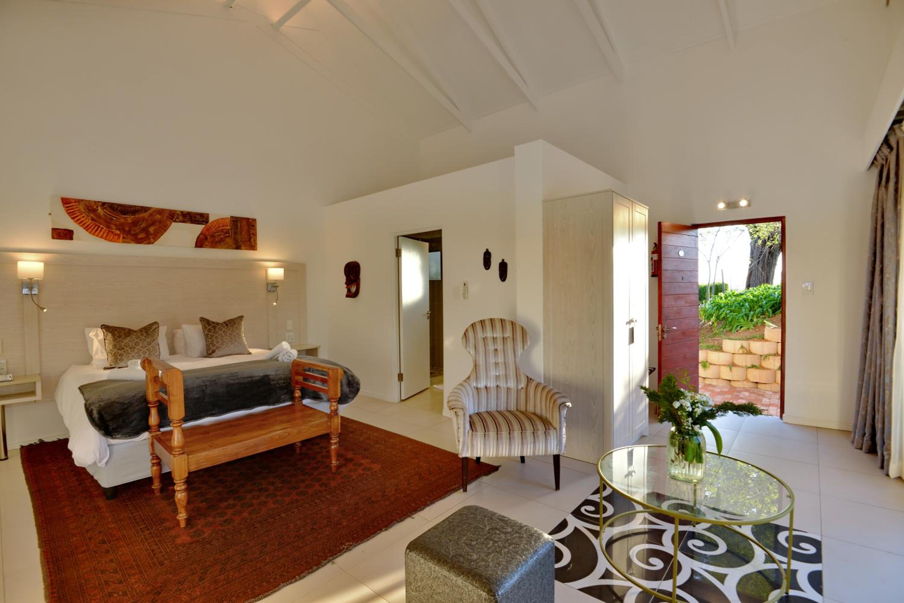 Superior King or Twin Room - Photo 20