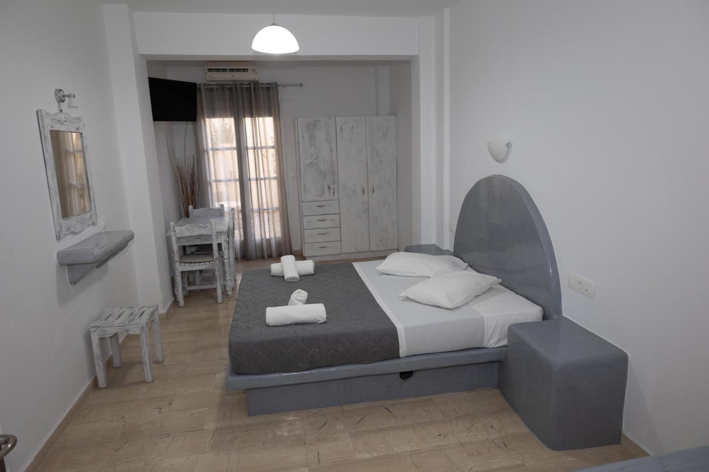 Superior Double Room - Photo 2