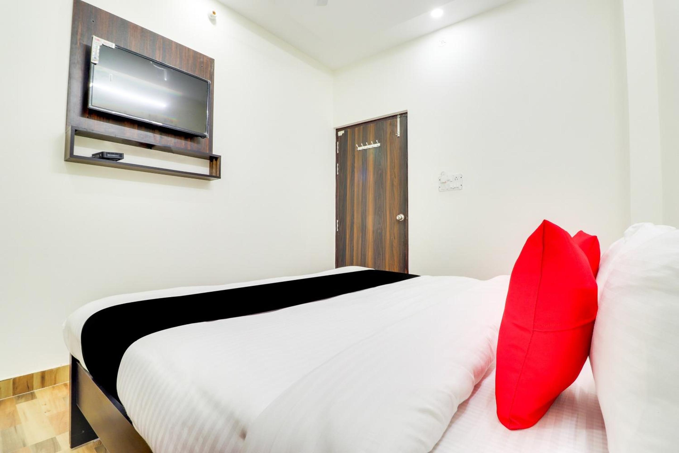 Classic Triple Room photo 1