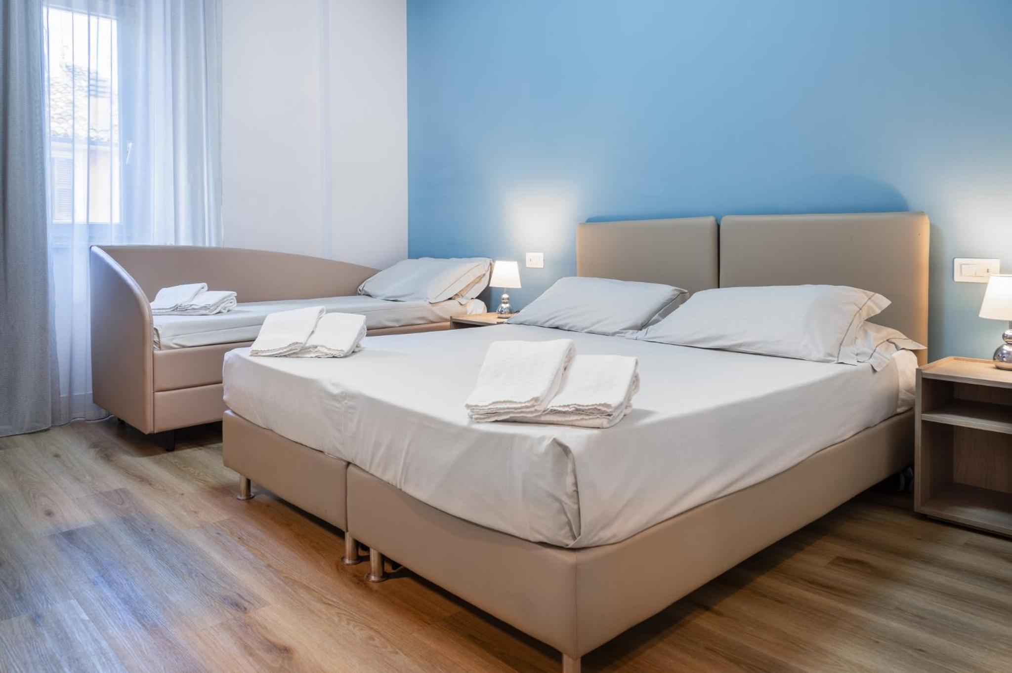 Classic Triple Room - Photo 3