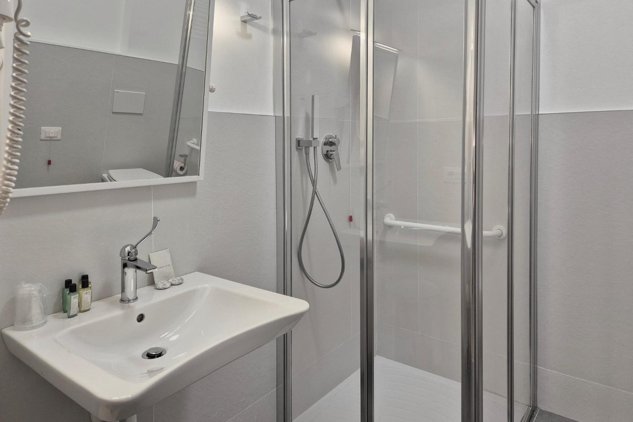 Double Room - Disability Access - Ground Floor - Photo 4
