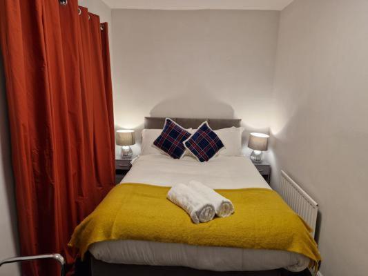 Three-Bedroom House photo 1