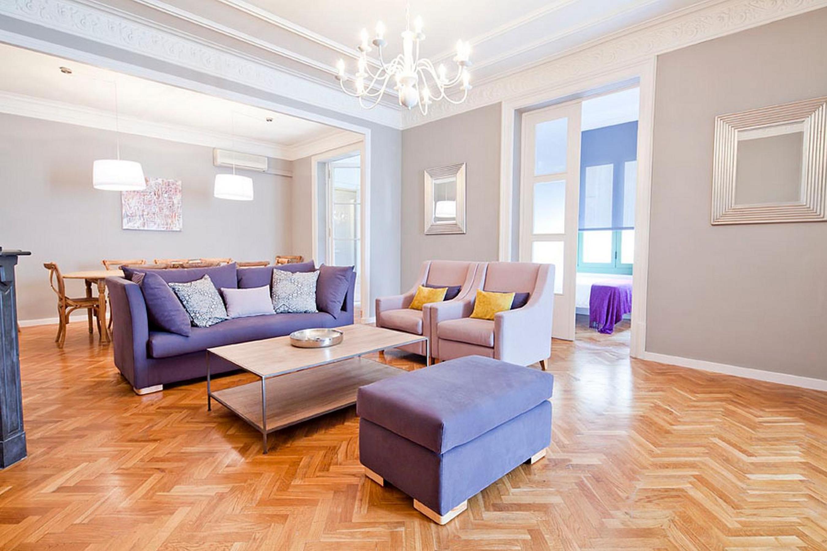 Apartamento de Cuatro Habitaciones