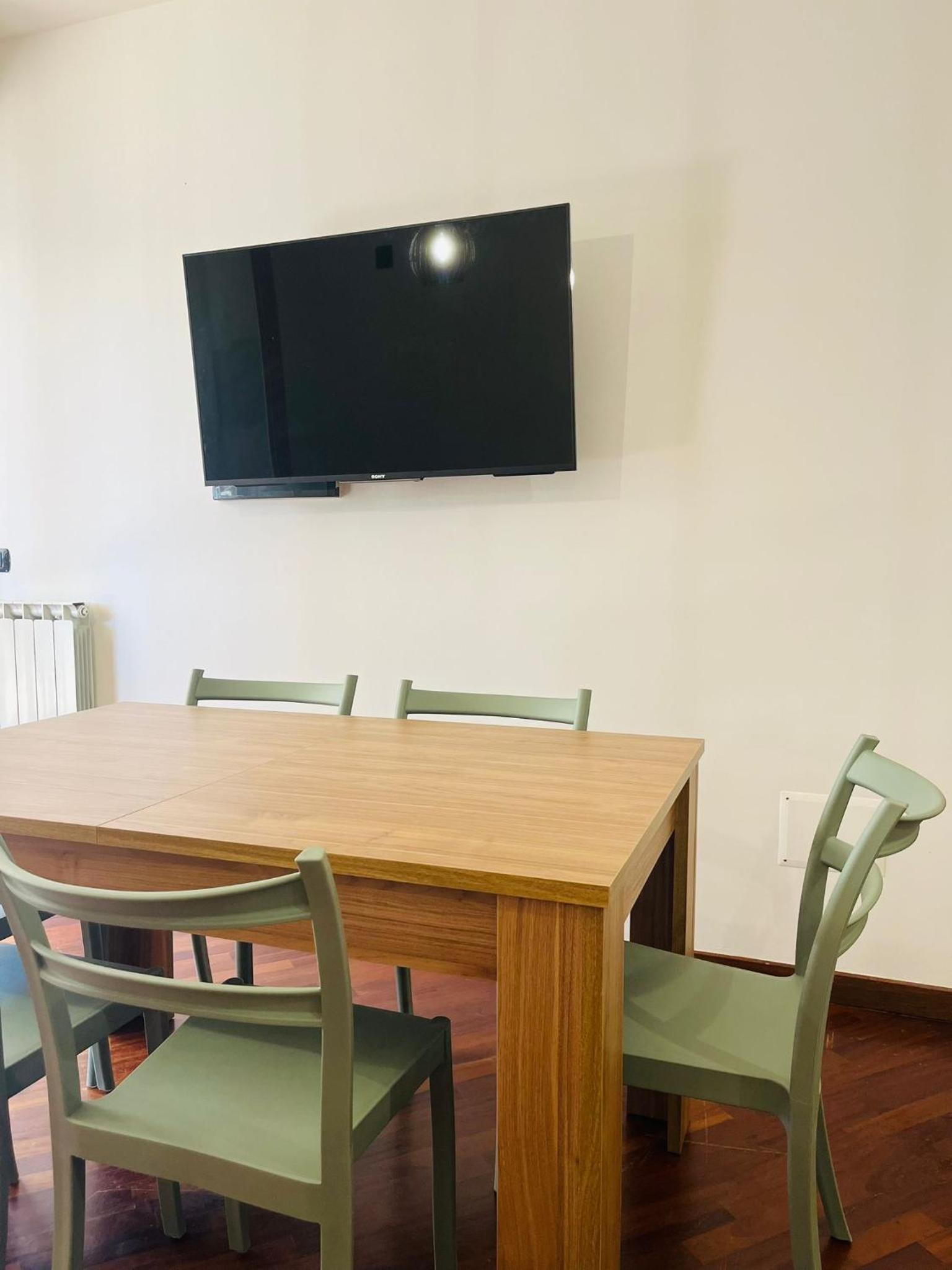Superior One-Bedroom Apartment With Balcony photo 3