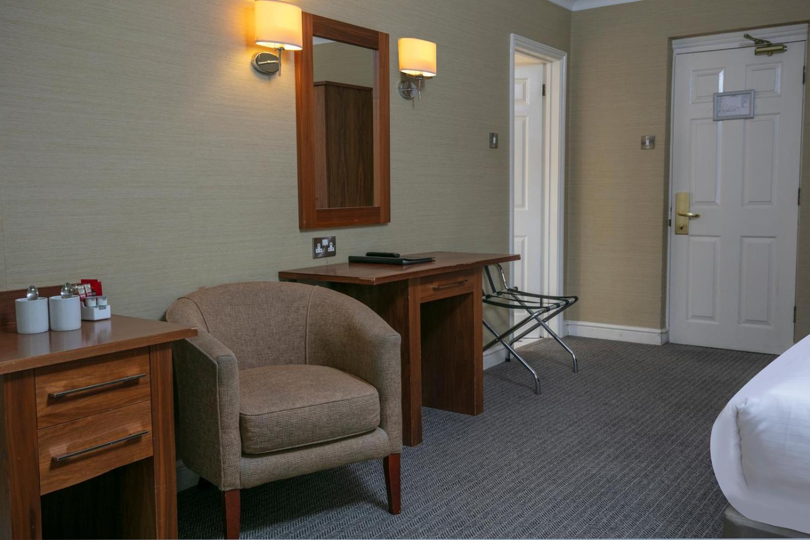 Family Suite - Photo 9