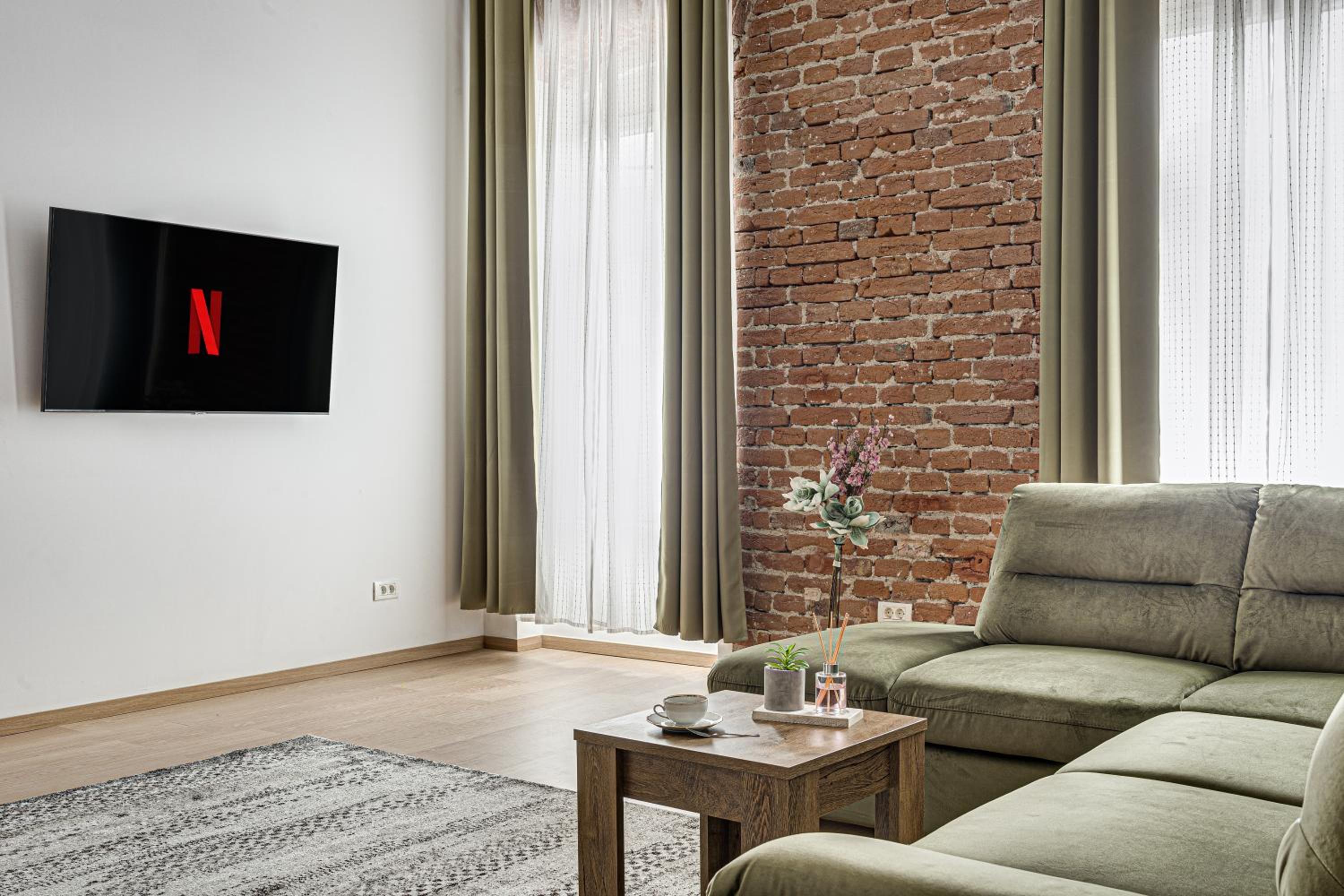 Superior Apartment photo 2