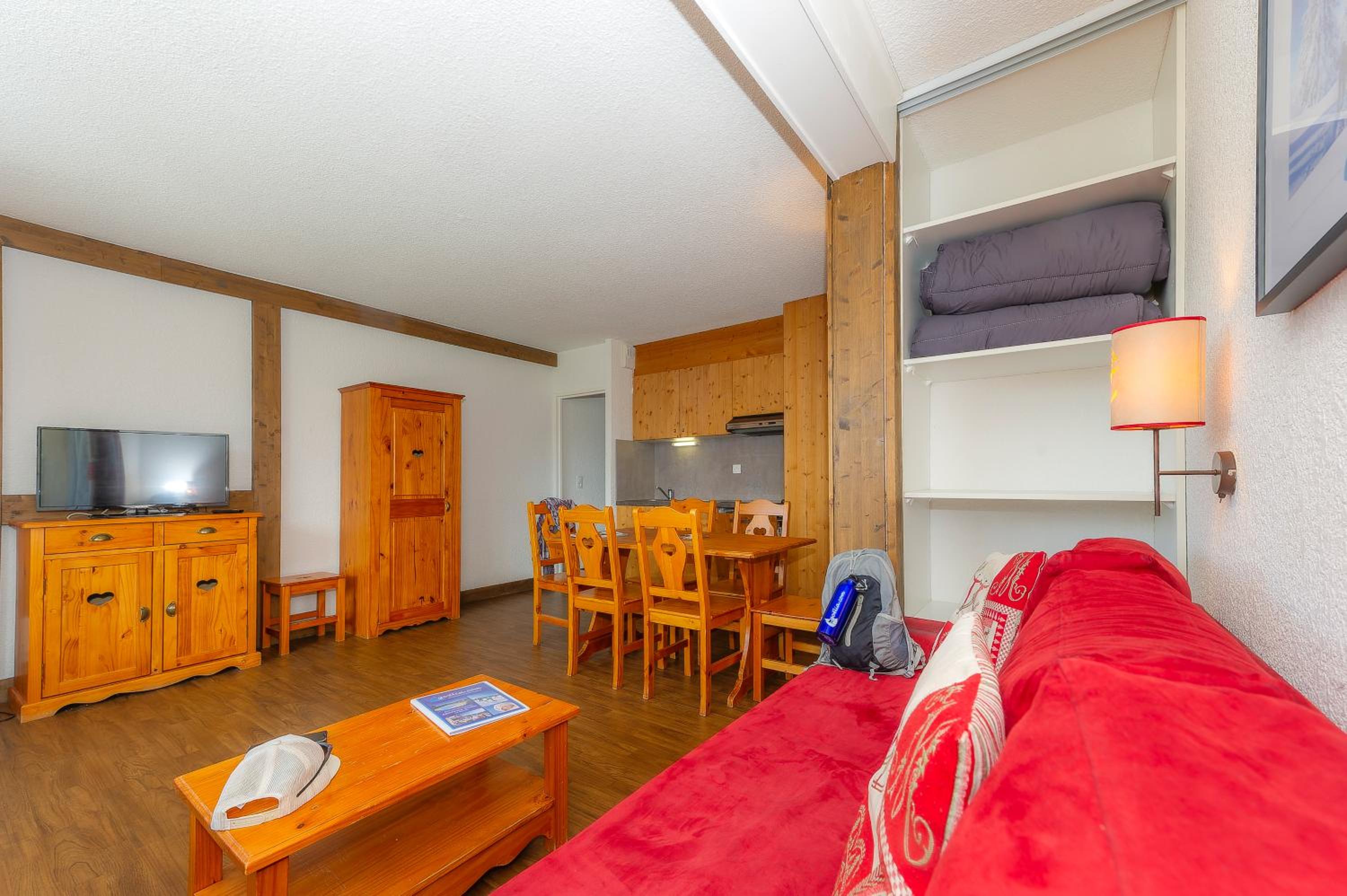 Two-Bedroom Apartment (6 Adults) photo 3
