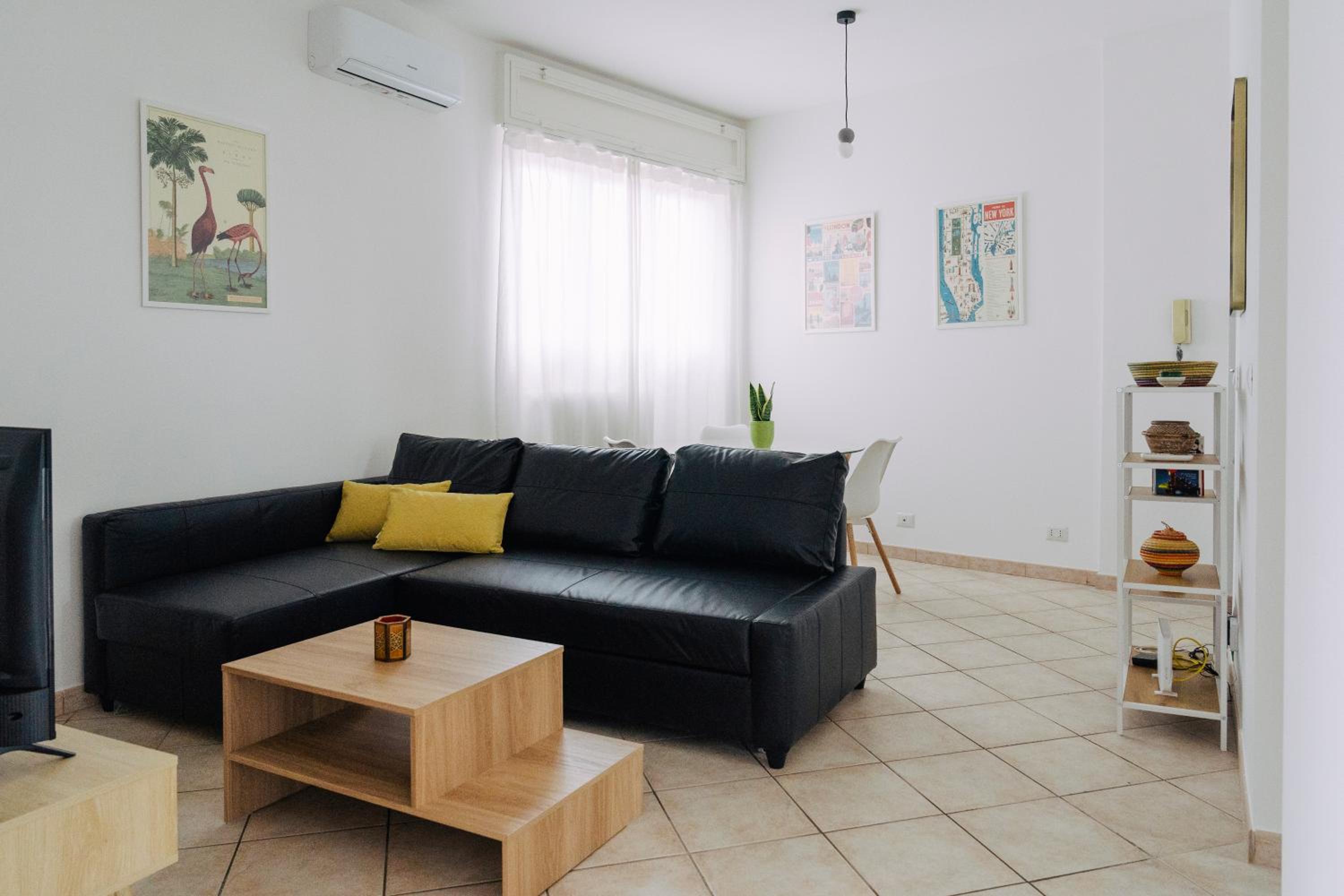 One-Bedroom Apartment