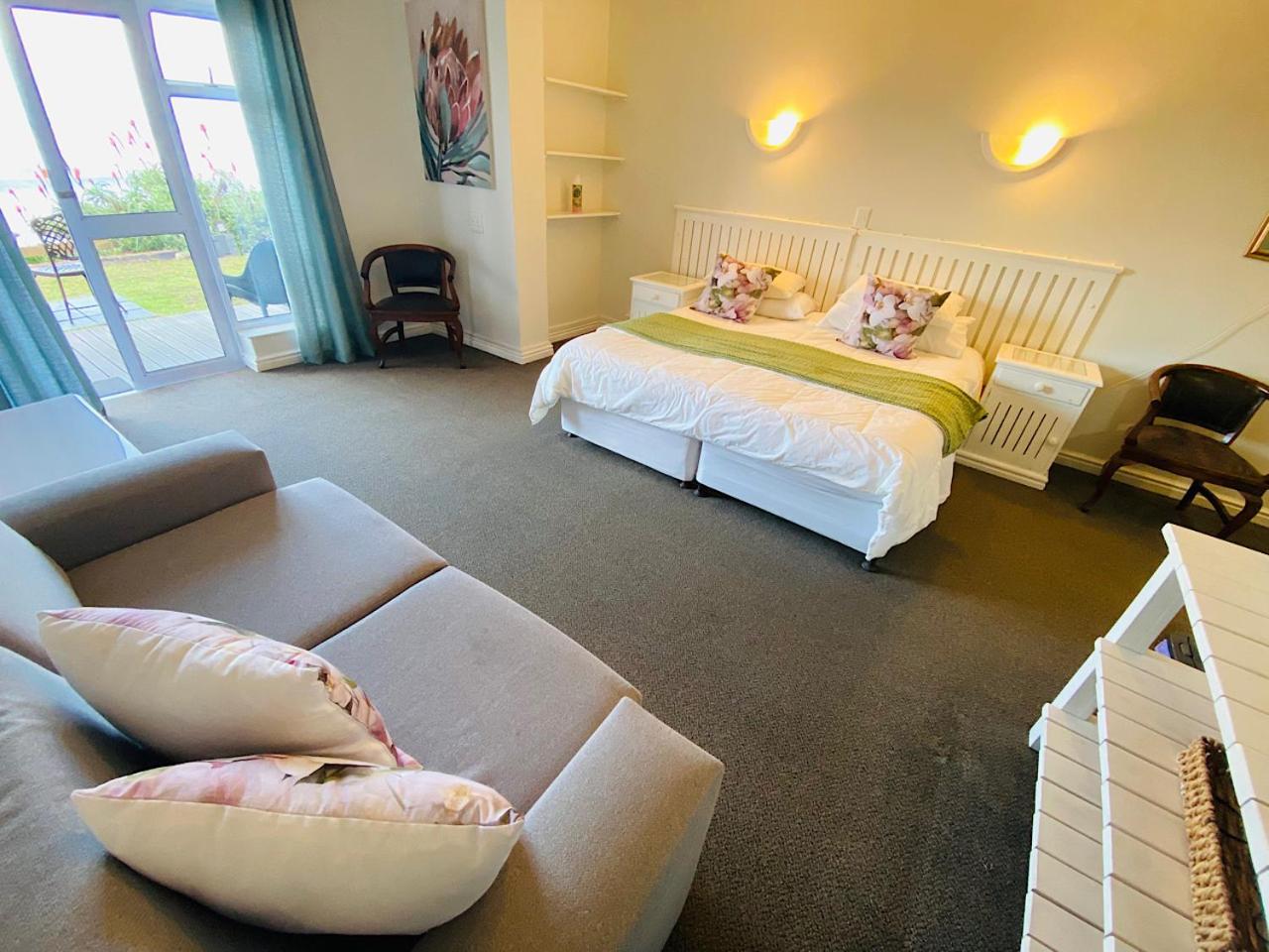 Superior Double or Twin Room 2 photo 1
