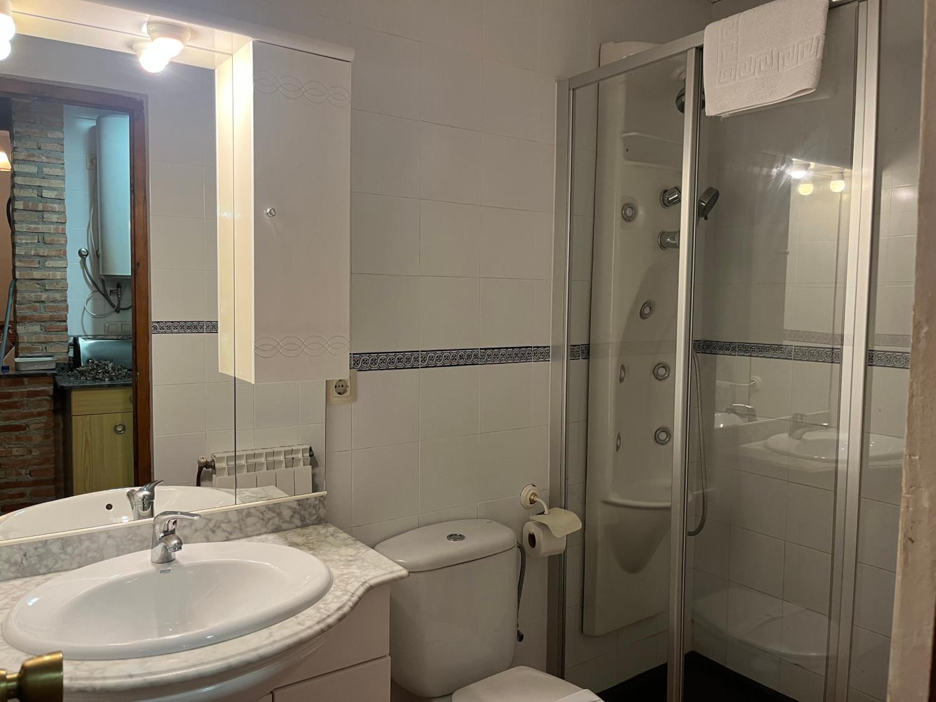 Two-Bedroom House photo 2