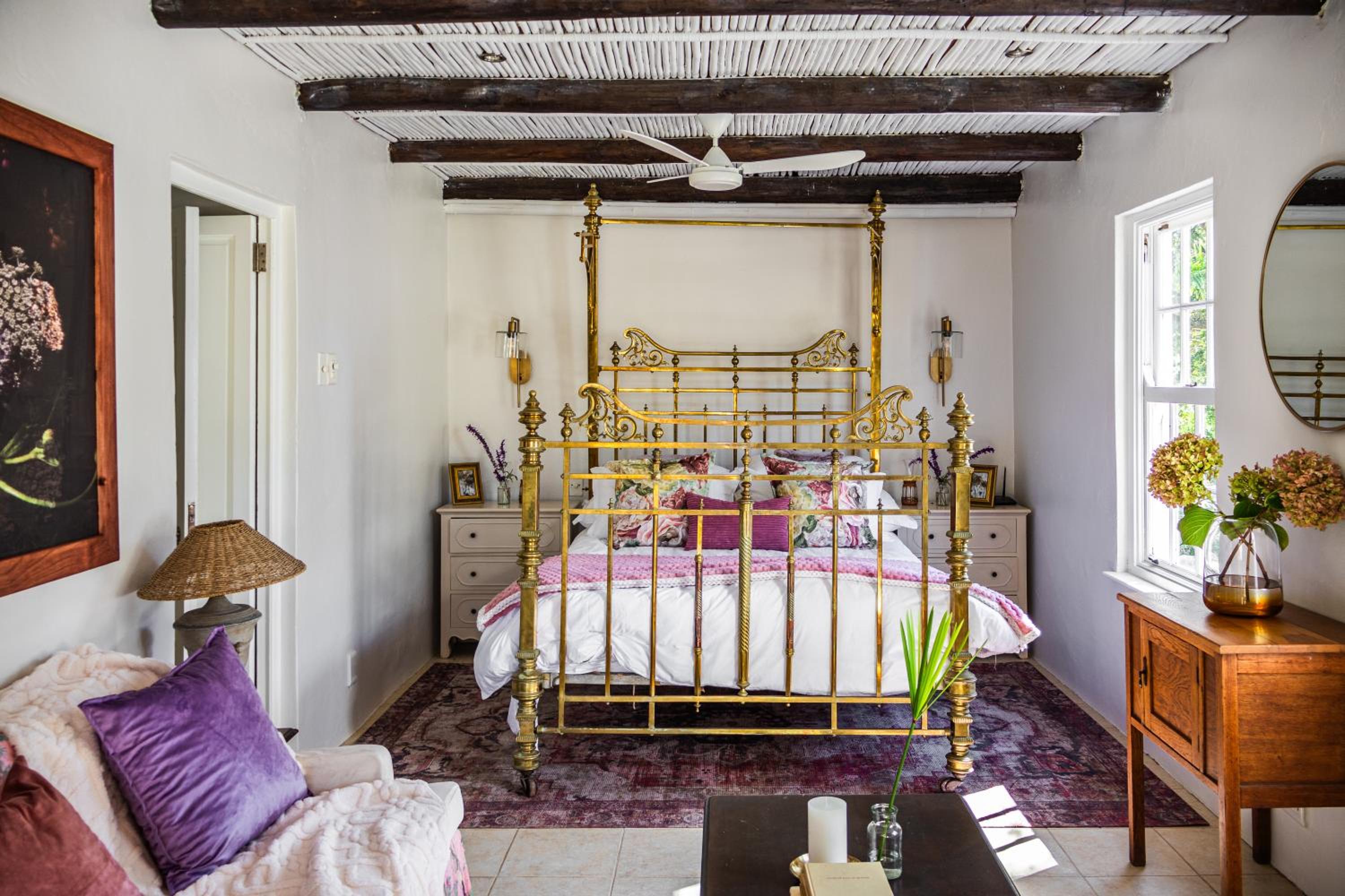 Deluxe Double Room with Bath photo 1