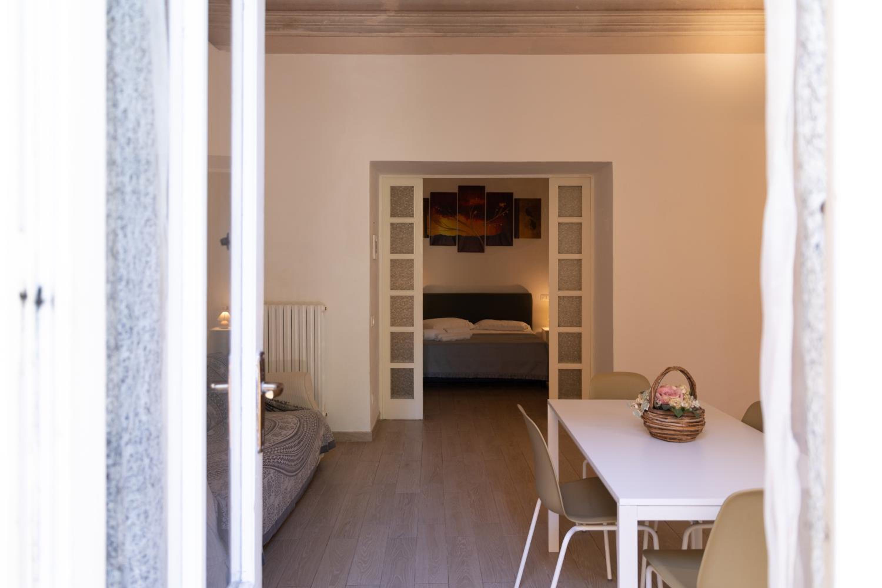 Apartment with Garden View