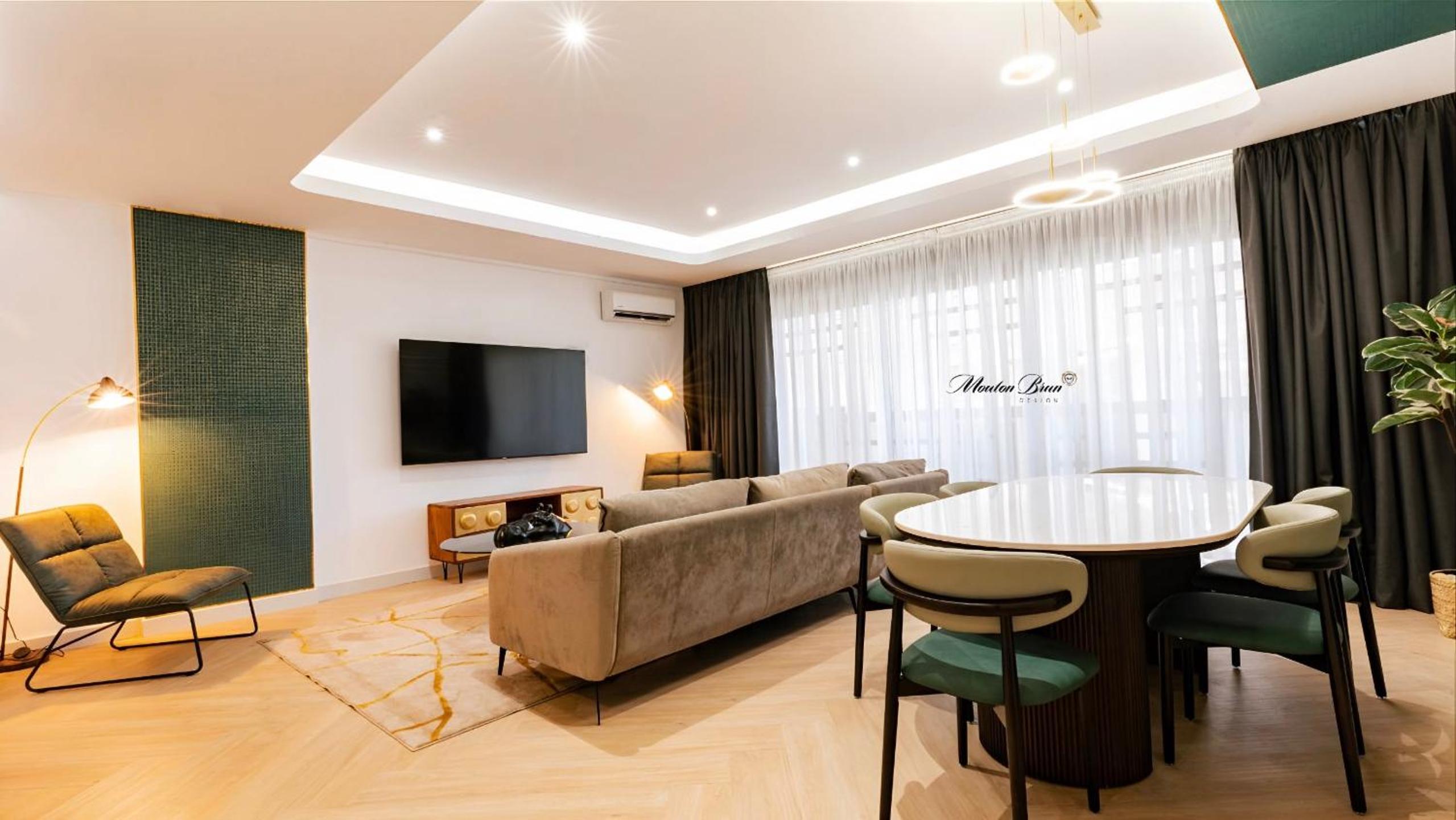 Three-Bedroom Apartment photo 1