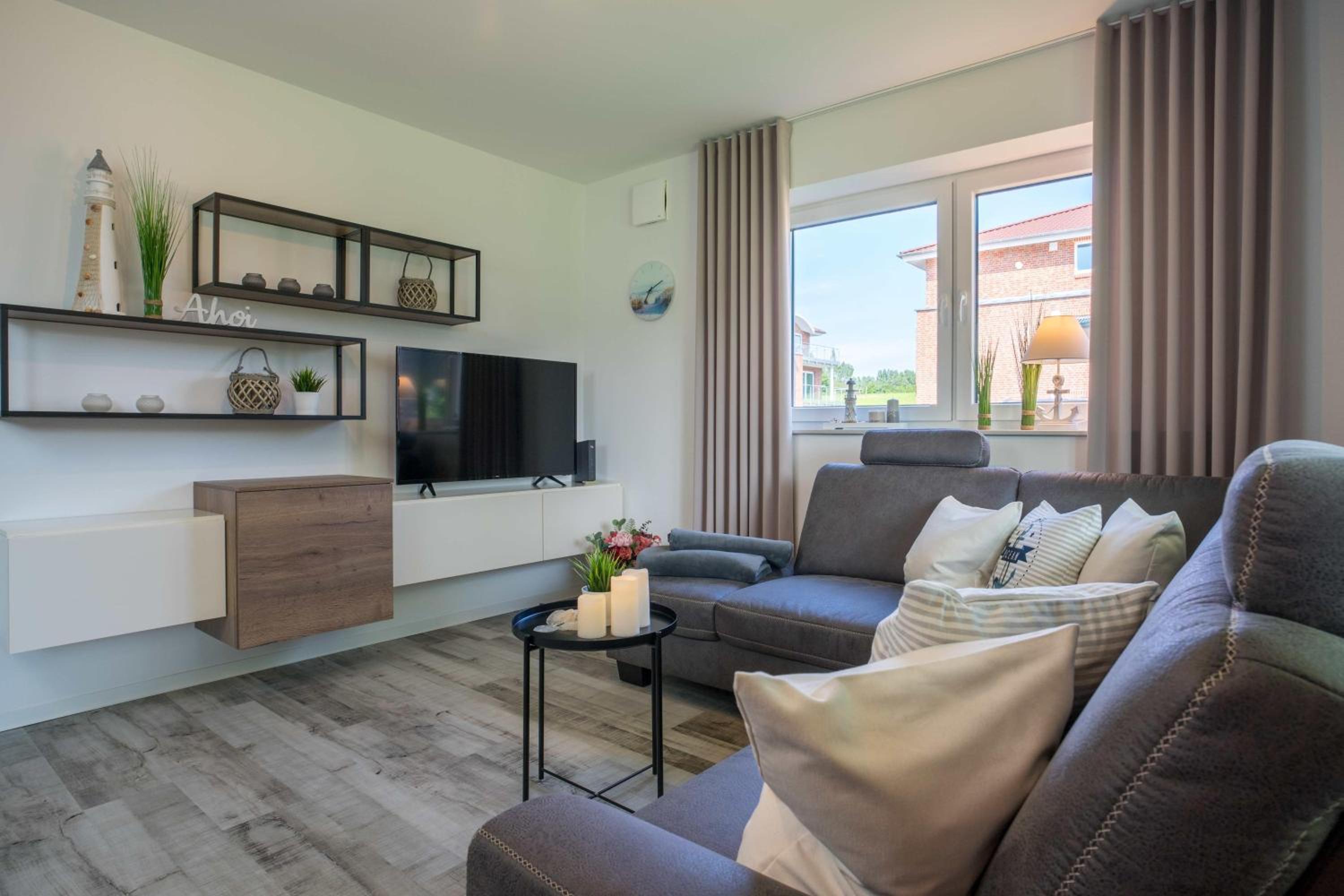 Apartment with Terrace photo 3