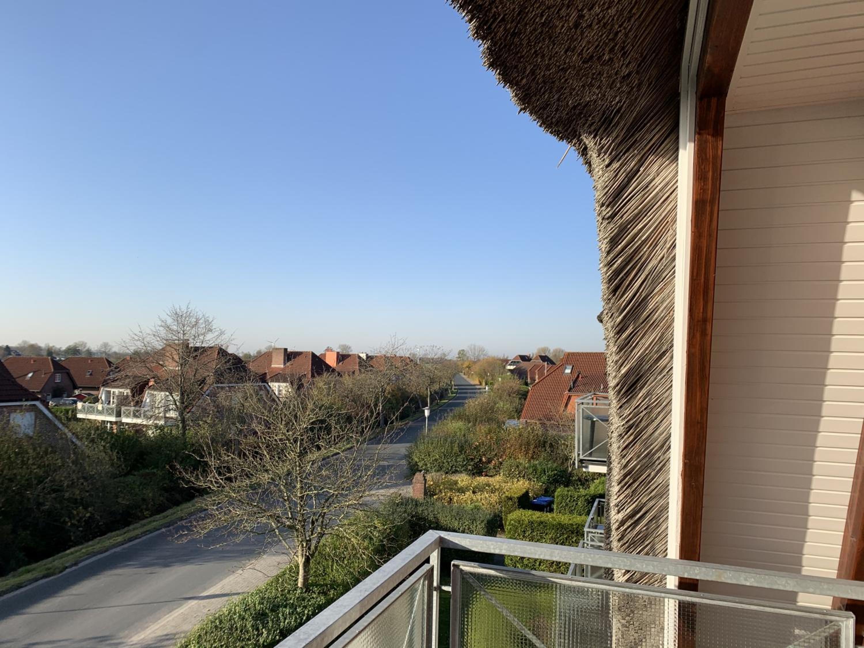 Apartment with Balcony photo 2