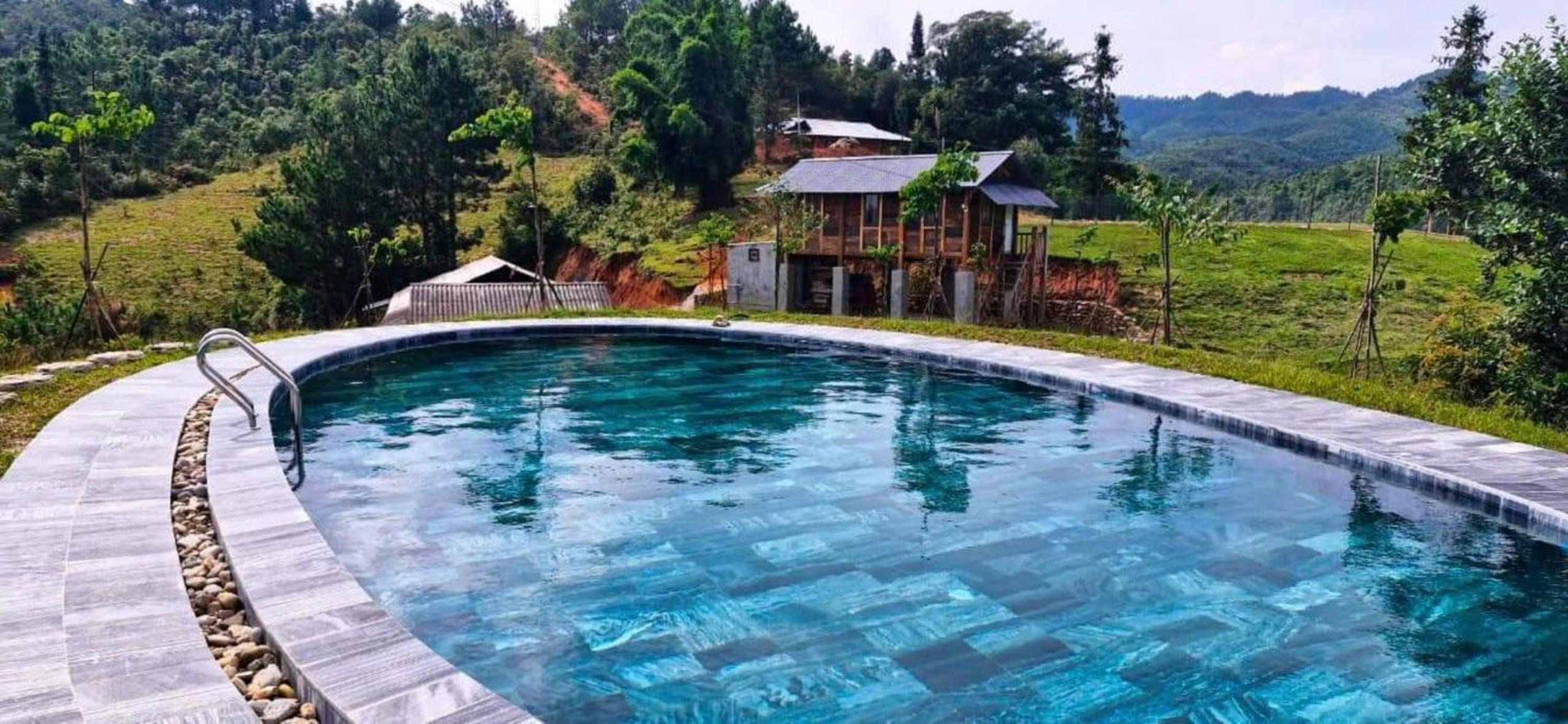 Triple Room With Pool View photo 3