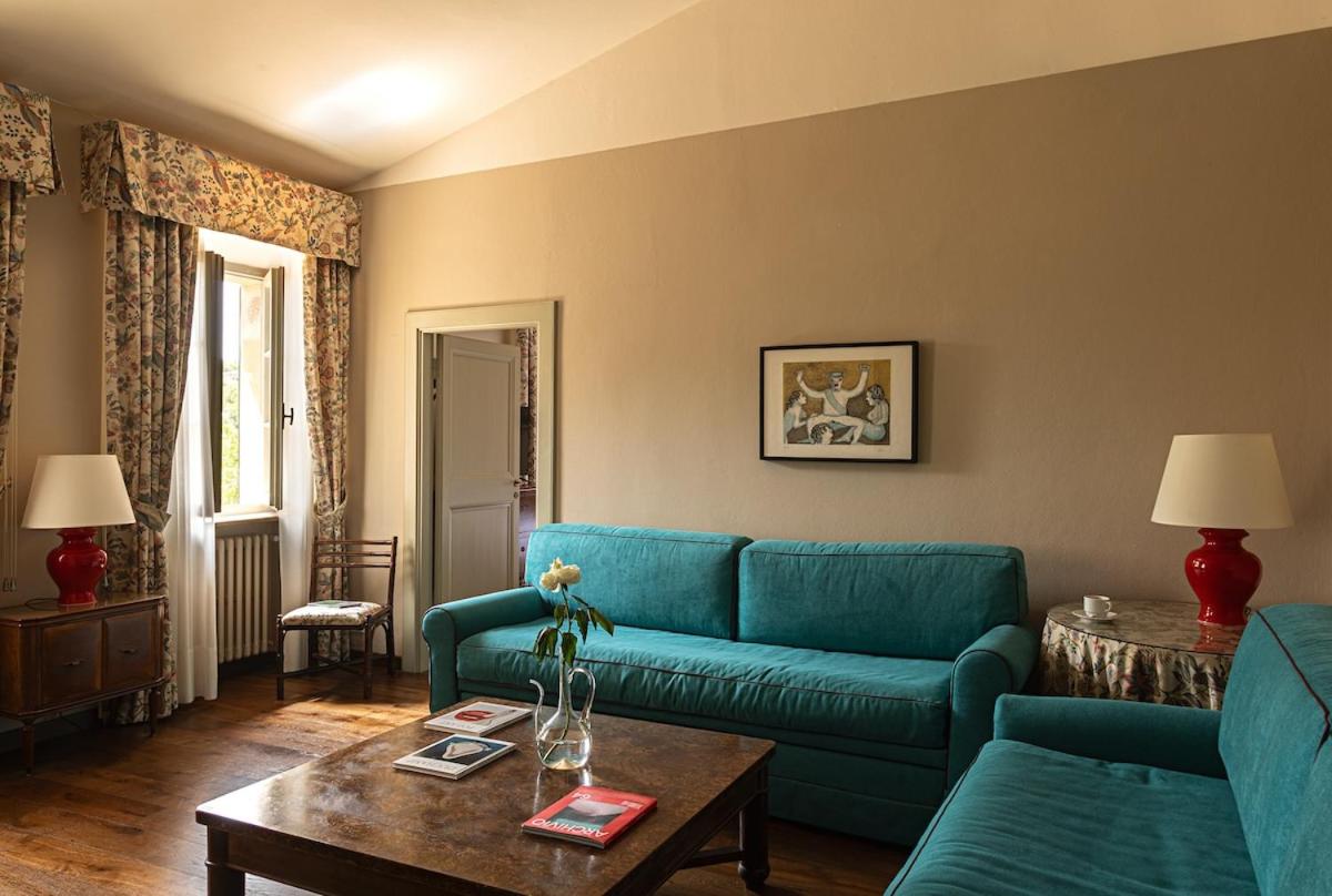 Suite - Photo 13